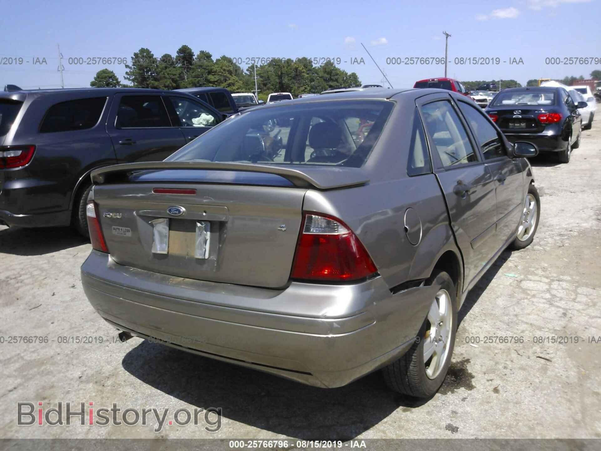 2005 FORD FOCUS - VIN: 1FAFP34N65W156180 - Фото 4