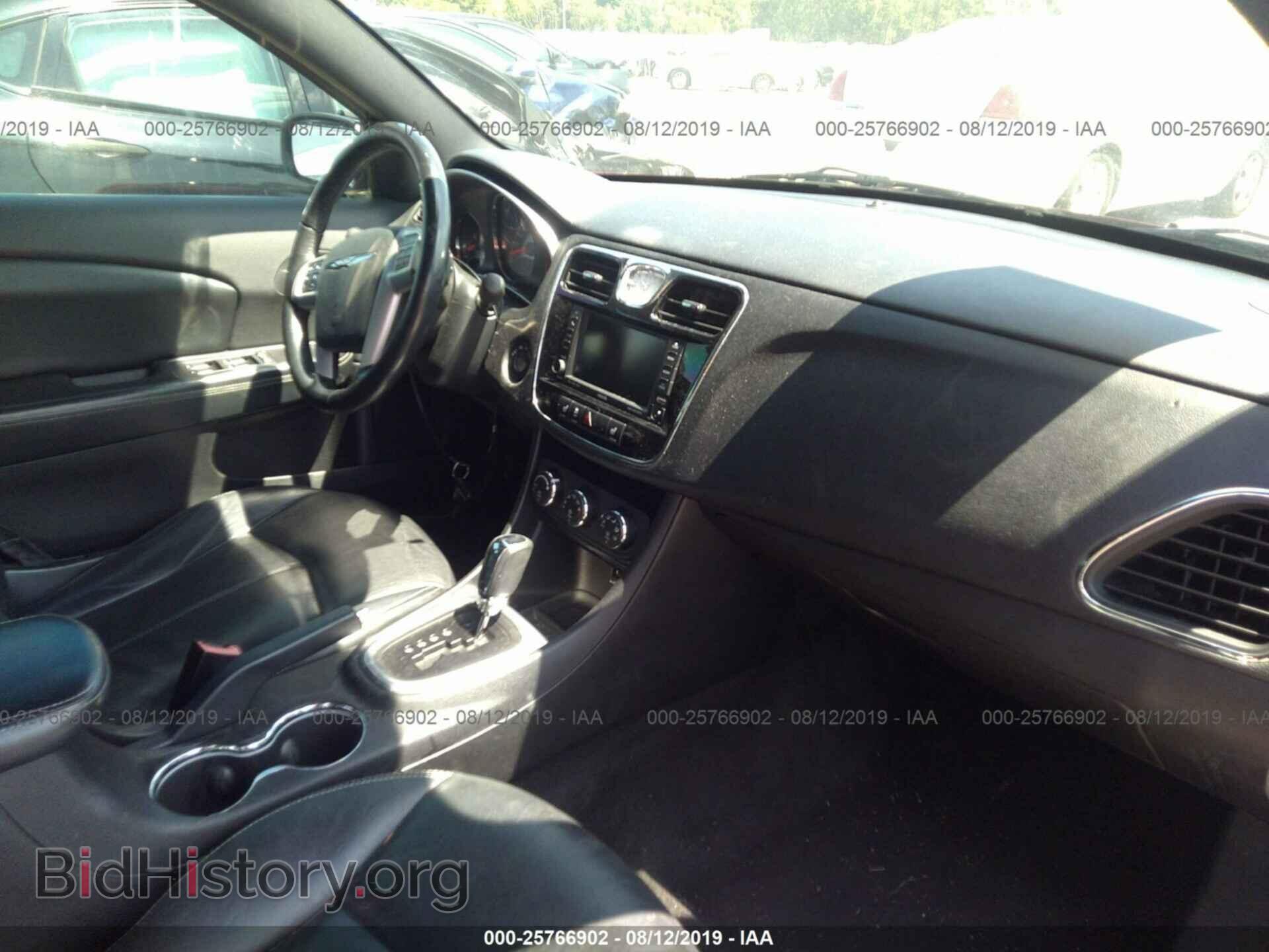 2011 CHRYSLER 200 - VIN: 1C3BC2FB6BN595497 - Фото 5