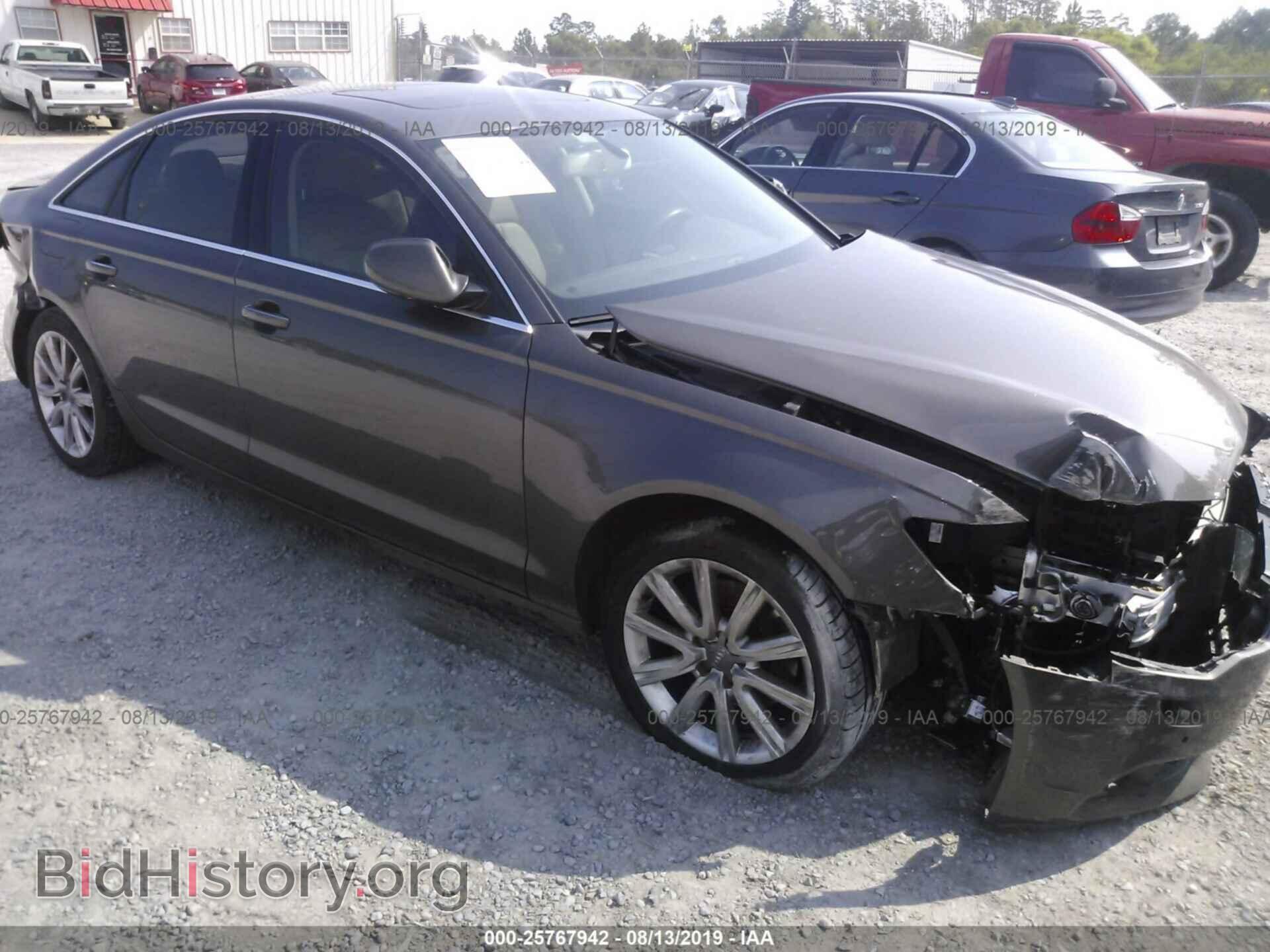 Фотография WAUDFAFC8DN043272 - AUDI A6 2013