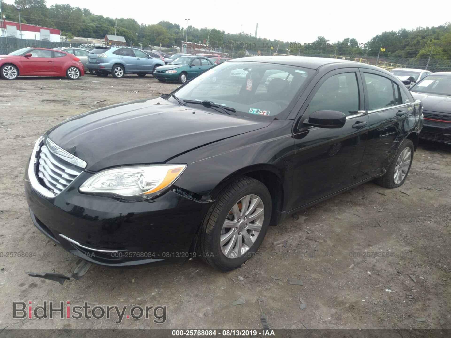 2012 CHRYSLER 200 - VIN: 1C3CCBBB9CN126948 - Фото 2