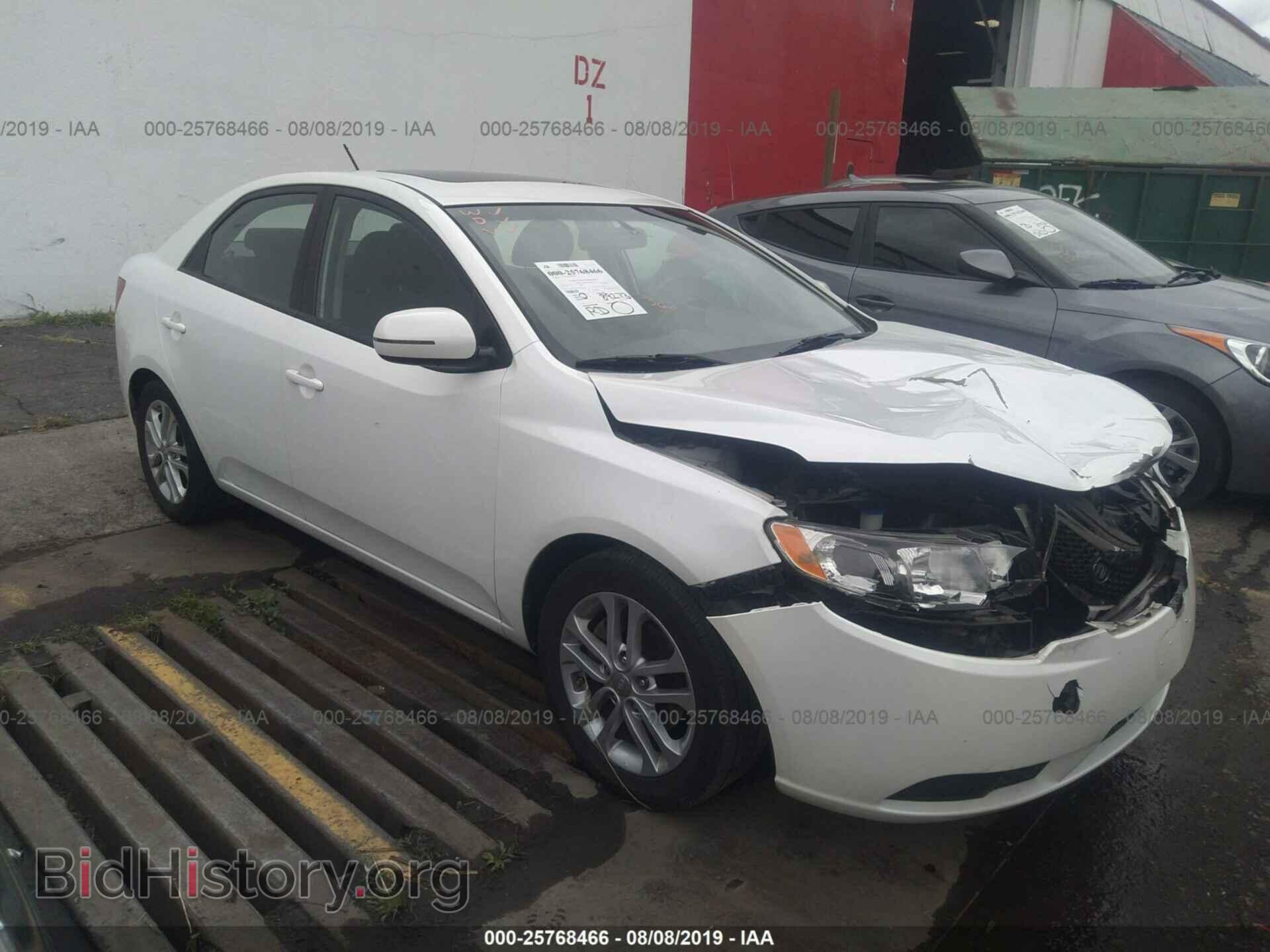 Фотография KNAFU4A28C5632335 - KIA FORTE 2012