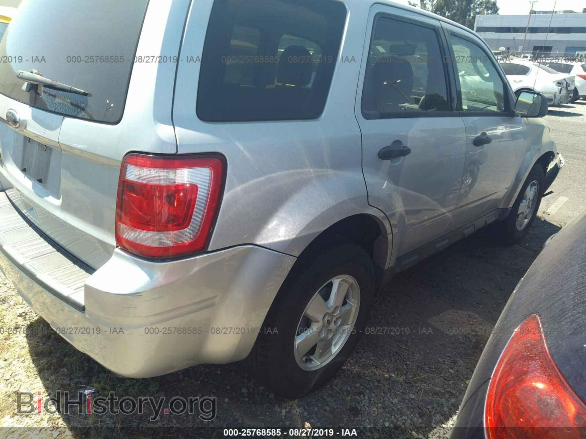 2011 FORD ESCAPE - VIN: 1FMCU0D78BKA56165 - Photo 4