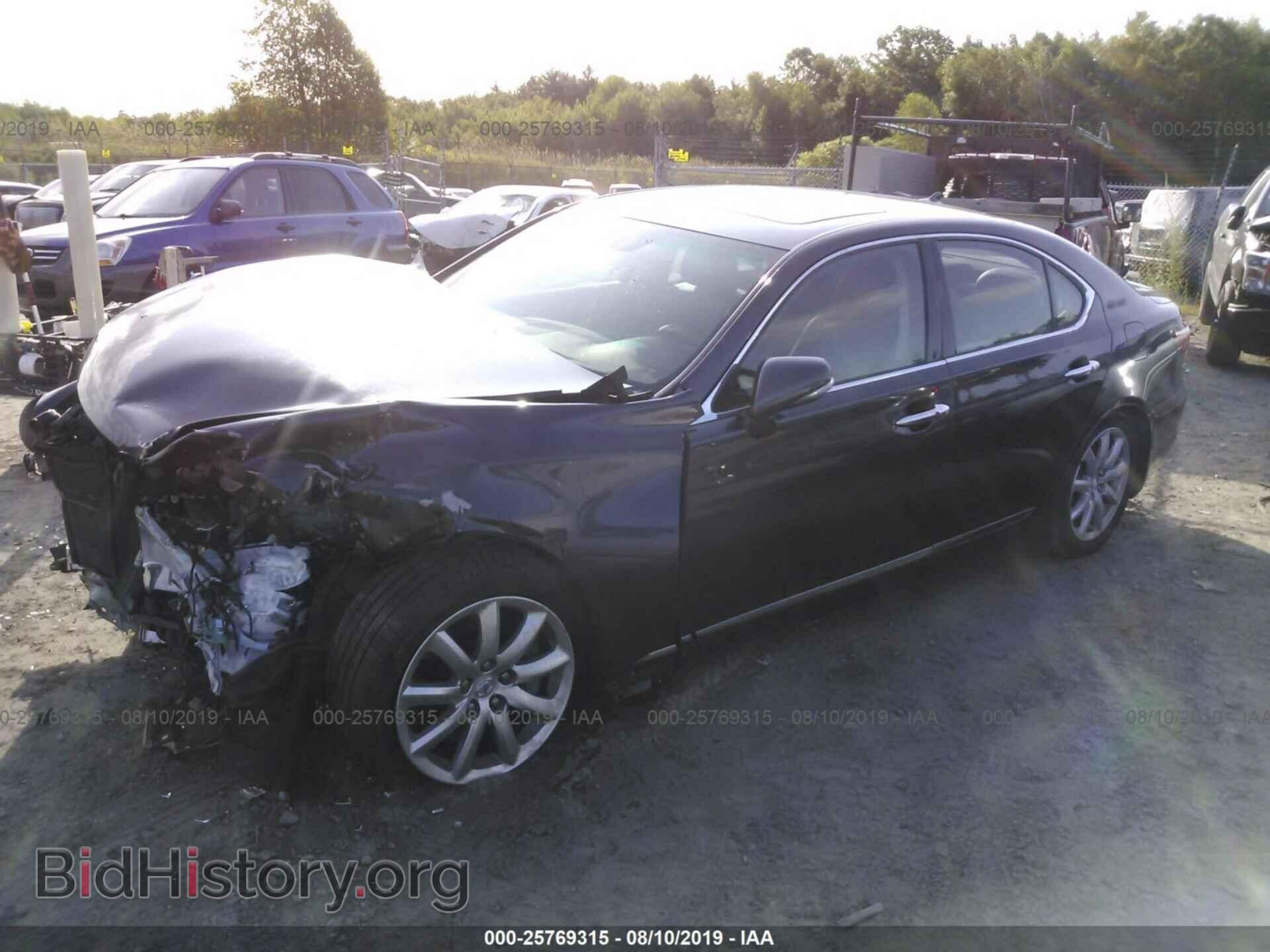 2011 LEXUS LS - VIN: JTHCL5EF7B5011788 - Фото 2