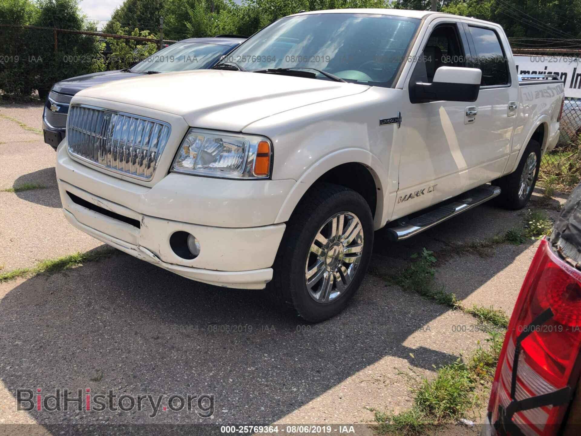 2007 LINCOLN MARK LT - VIN: 5LTPW18557FJ10856 - Фото 2