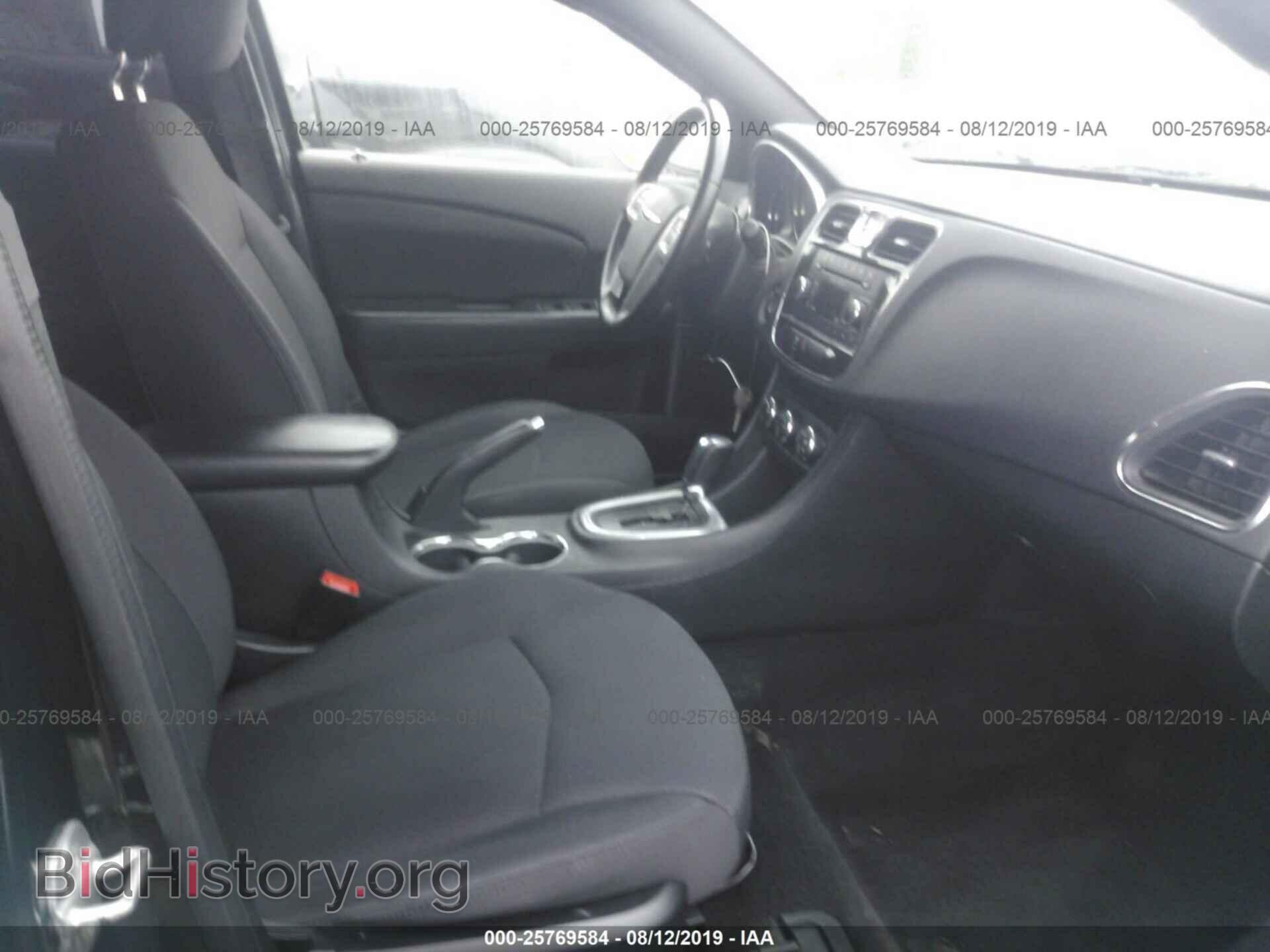 2013 CHRYSLER 200 - VIN: 1C3CCBBB7DN744500 - Photo 5