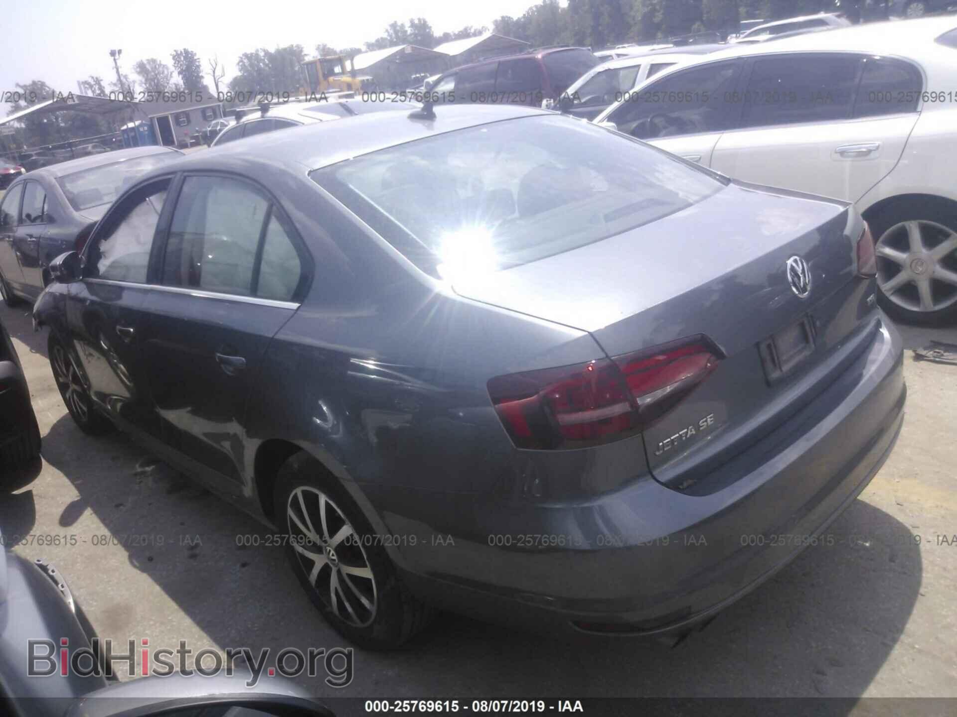 2017 VOLKSWAGEN JETTA - VIN: 3VWDB7AJ3HM270423 - Фото 3