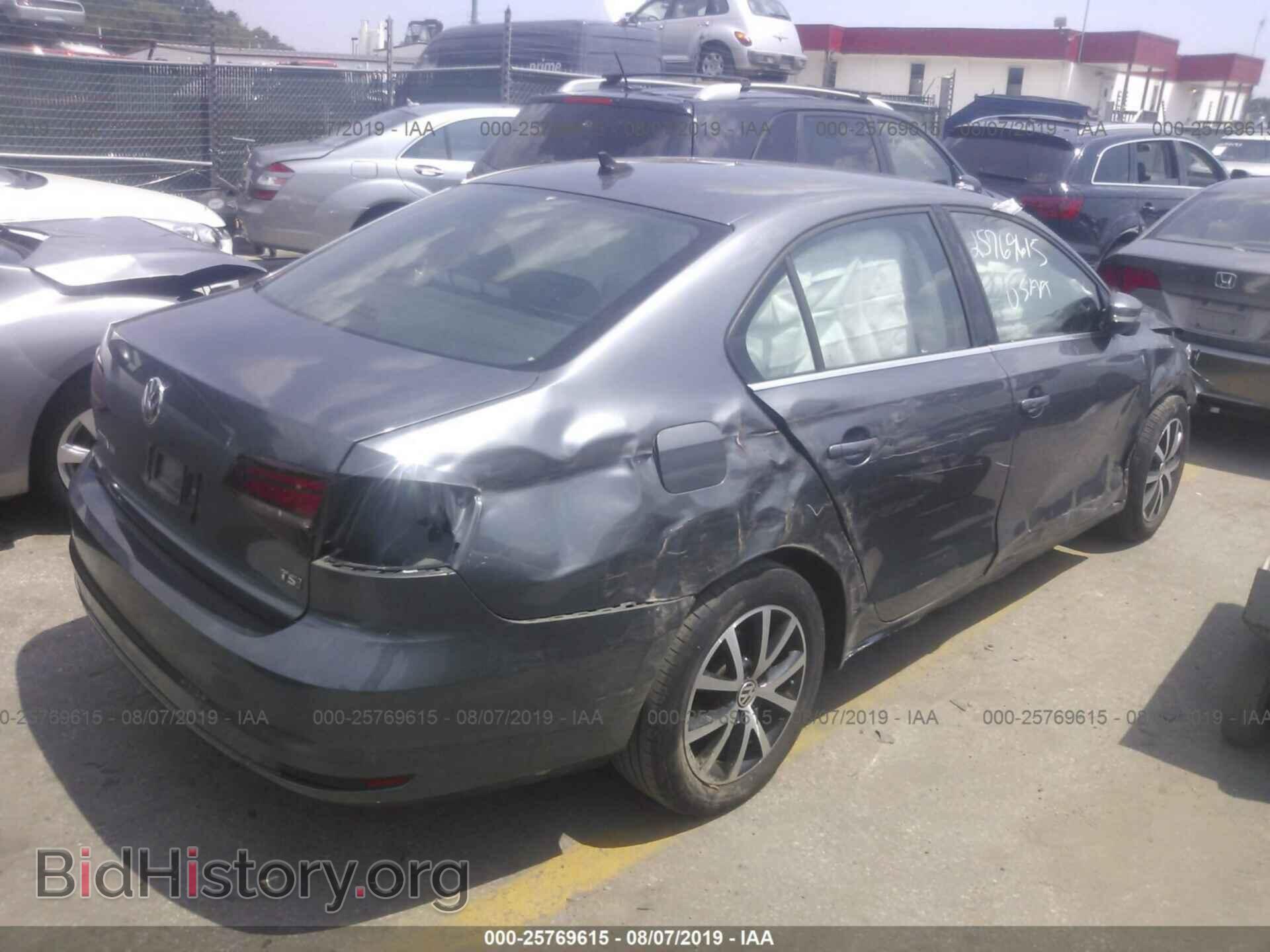 2017 VOLKSWAGEN JETTA - VIN: 3VWDB7AJ3HM270423 - Фото 4