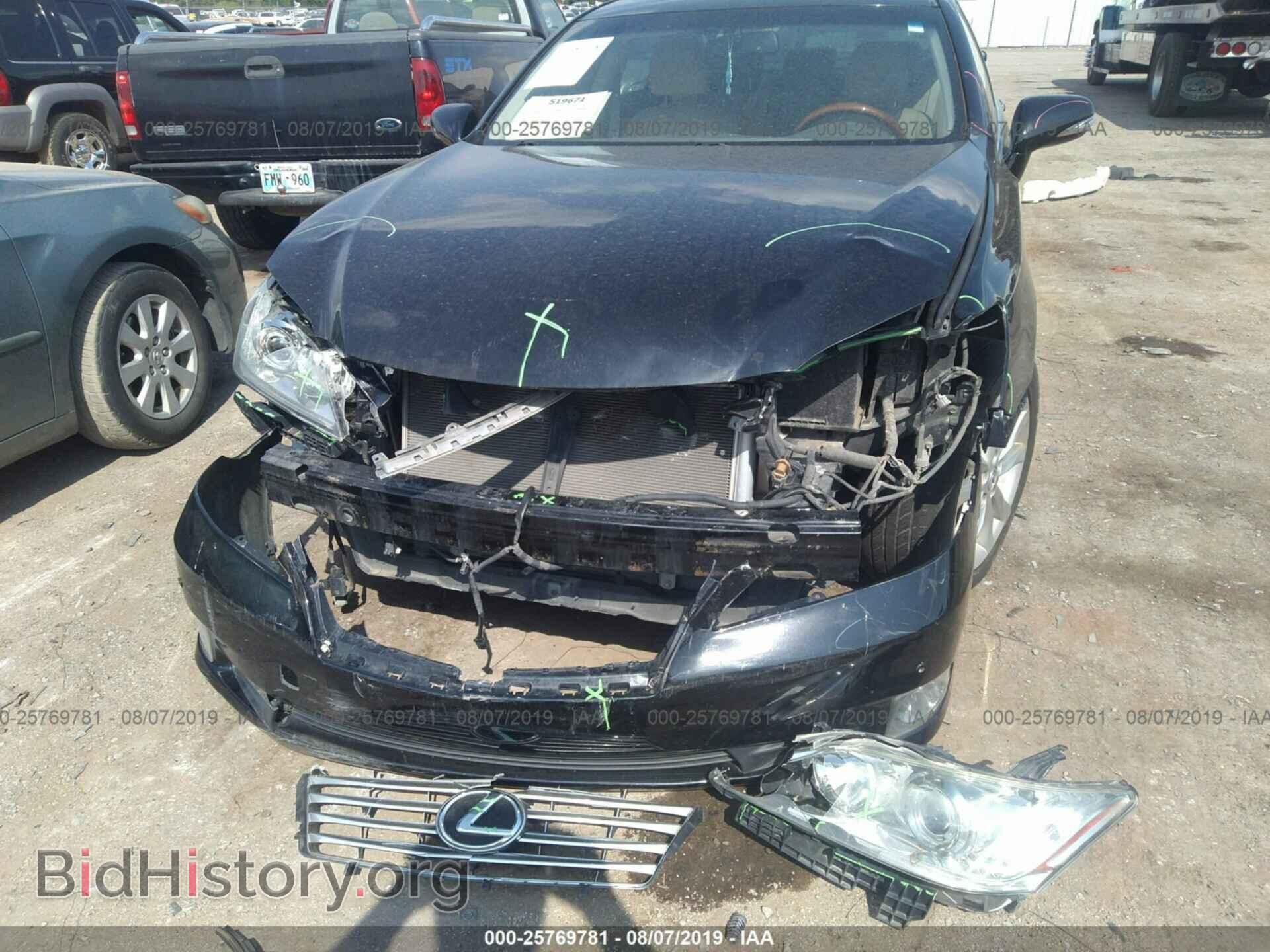 2011 LEXUS ES - VIN: JTHBK1EG0B2455533 - Фото 6
