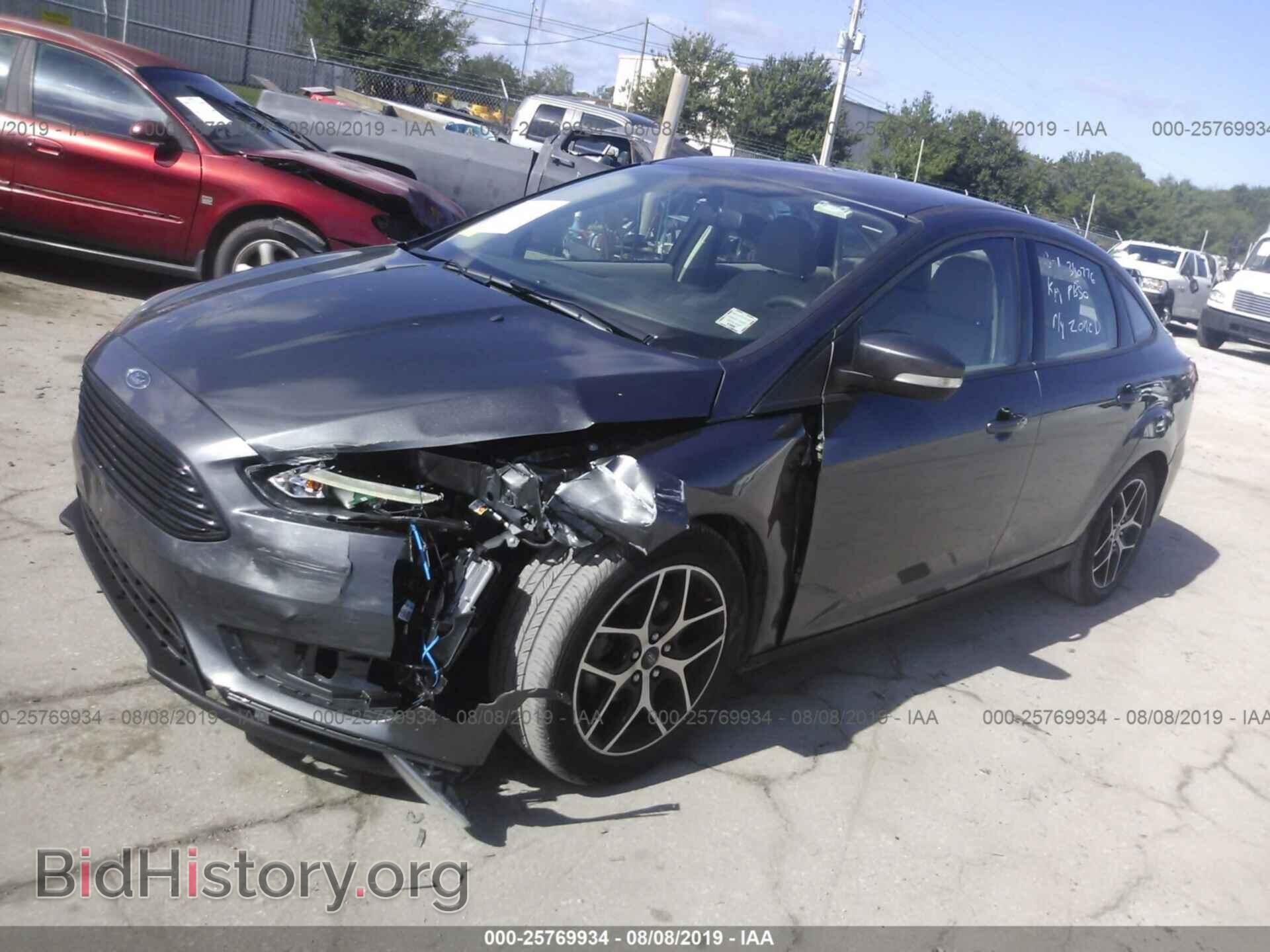 2017 FORD FOCUS - VIN: 1FADP3FE8HL275052 - Фото 2