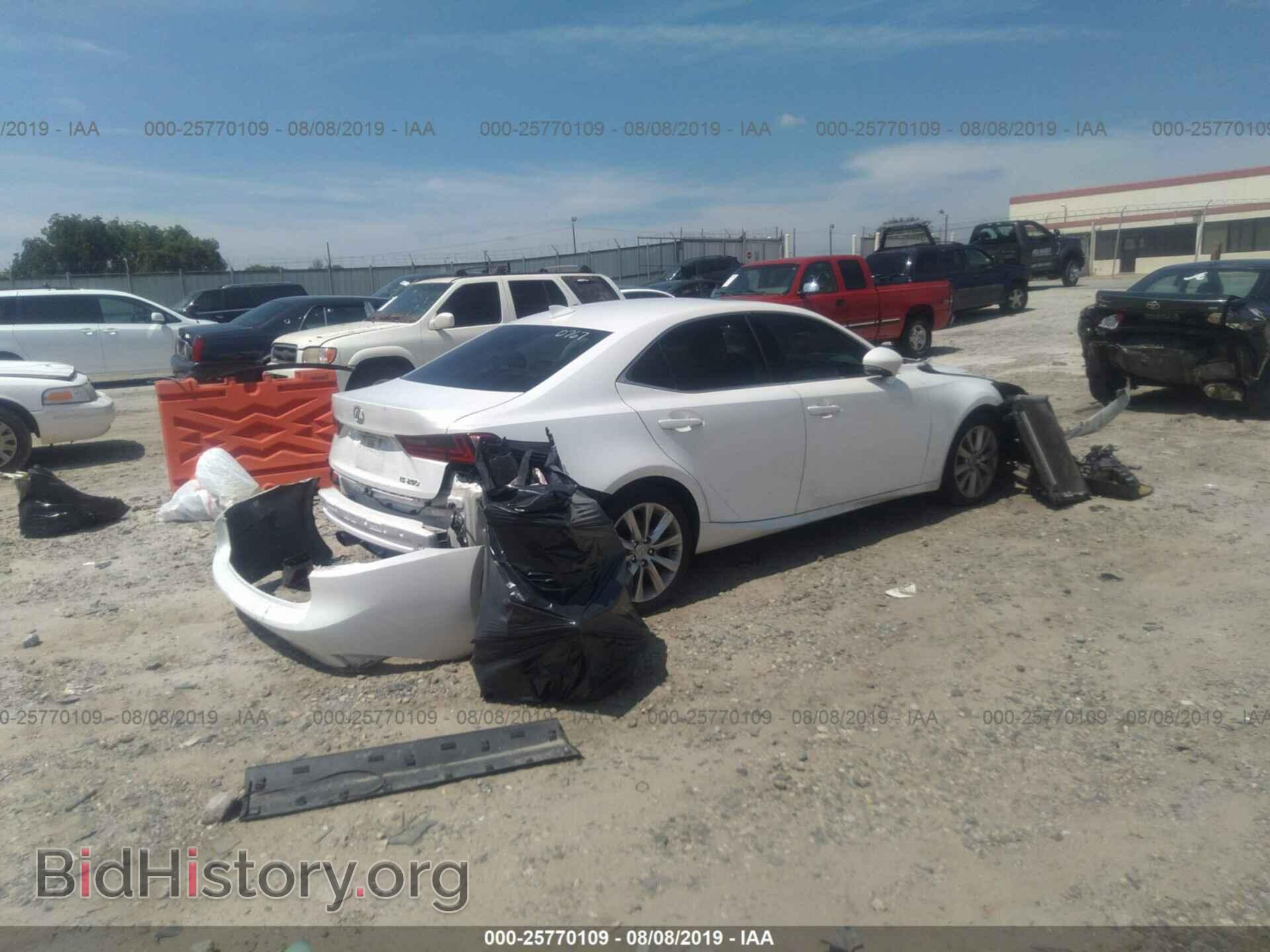 2015 LEXUS IS - VIN: JTHBF1D23F5080767 - Photo 4