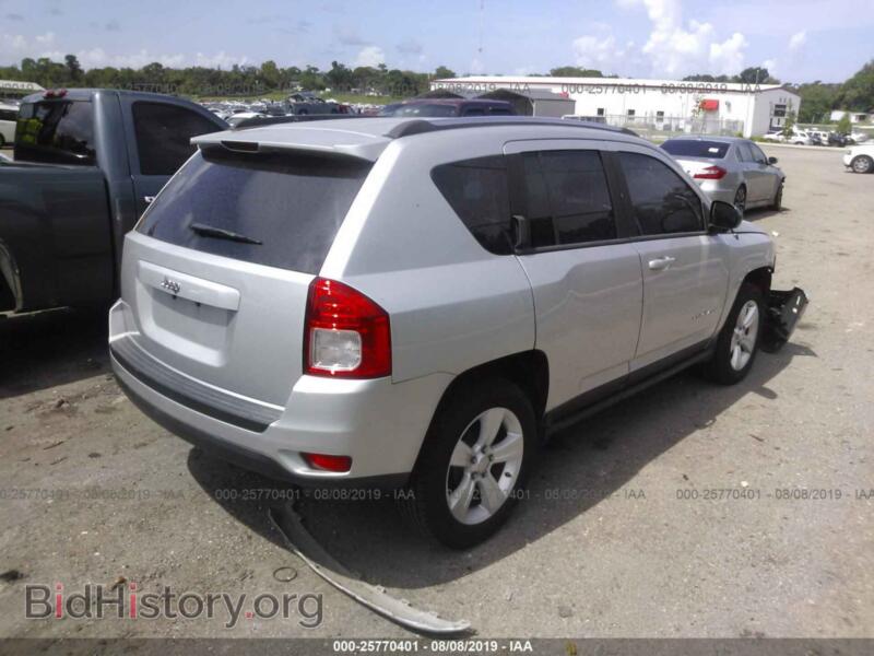 2012 Jeep COMPASS (VIN 1C4NJCBA3CD530485) — photo 4 of 10