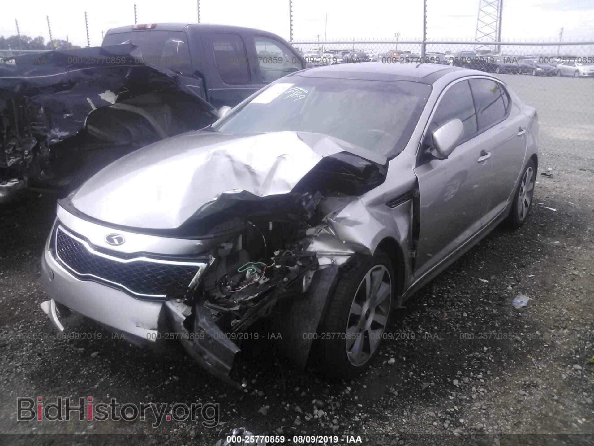 2011 KIA OPTIMA - VIN: KNAGR4A61B5113943 - Photo 2