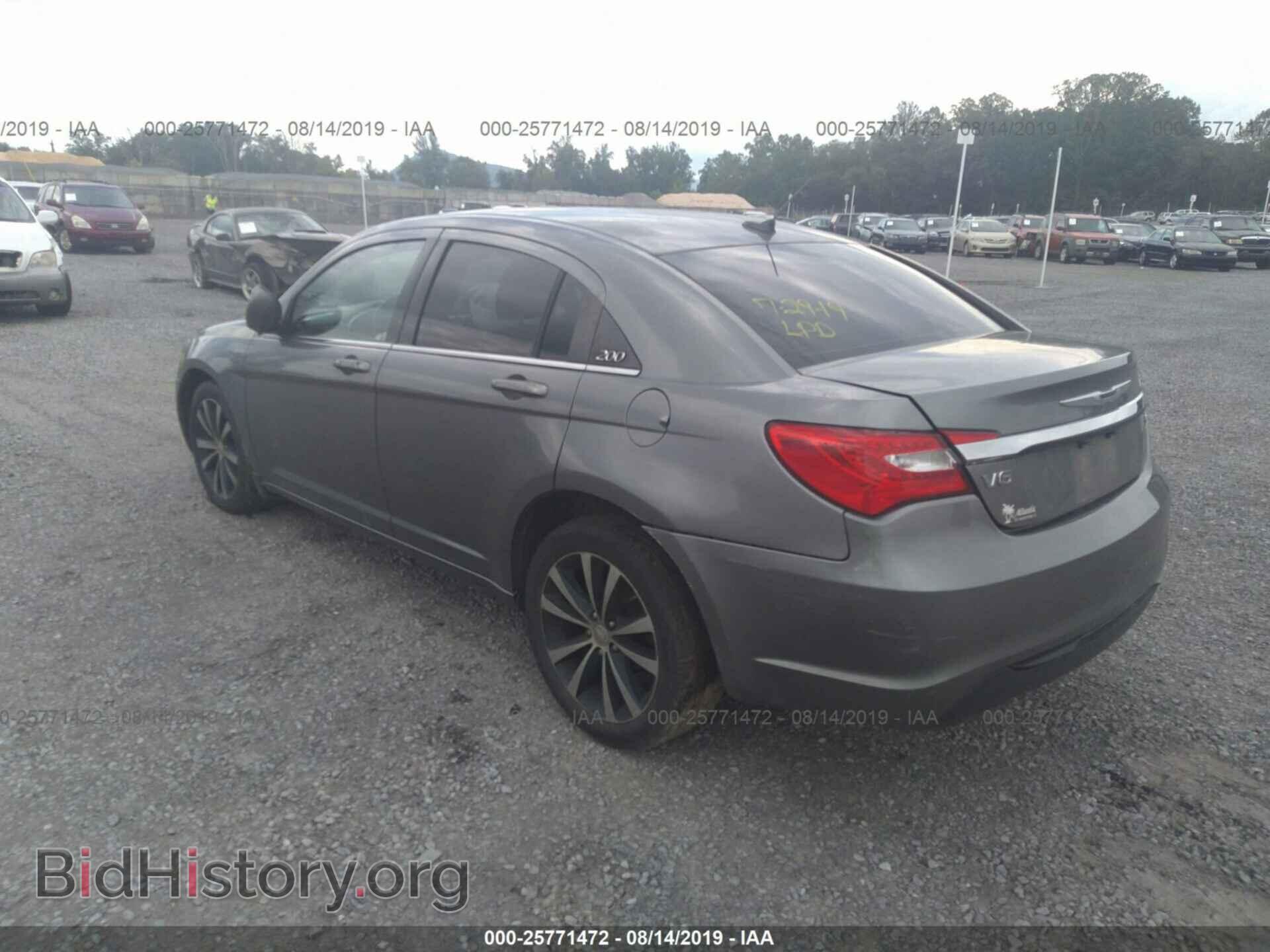 2011 CHRYSLER 200 - VIN: 1C3BC8FG4BN577594 - Фото 3