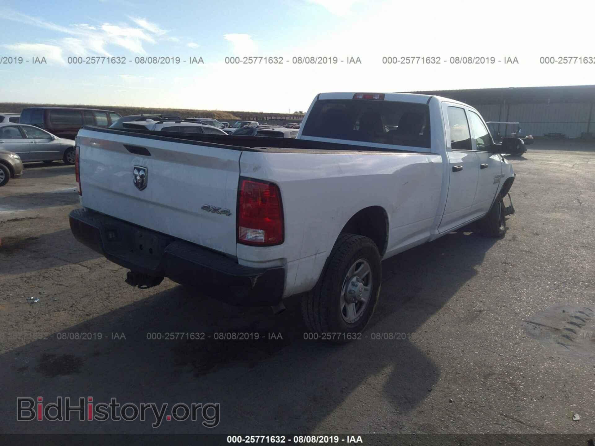 2017 RAM 2500 - VIN: 3C6TR5HT4HG603921 - Photo 4