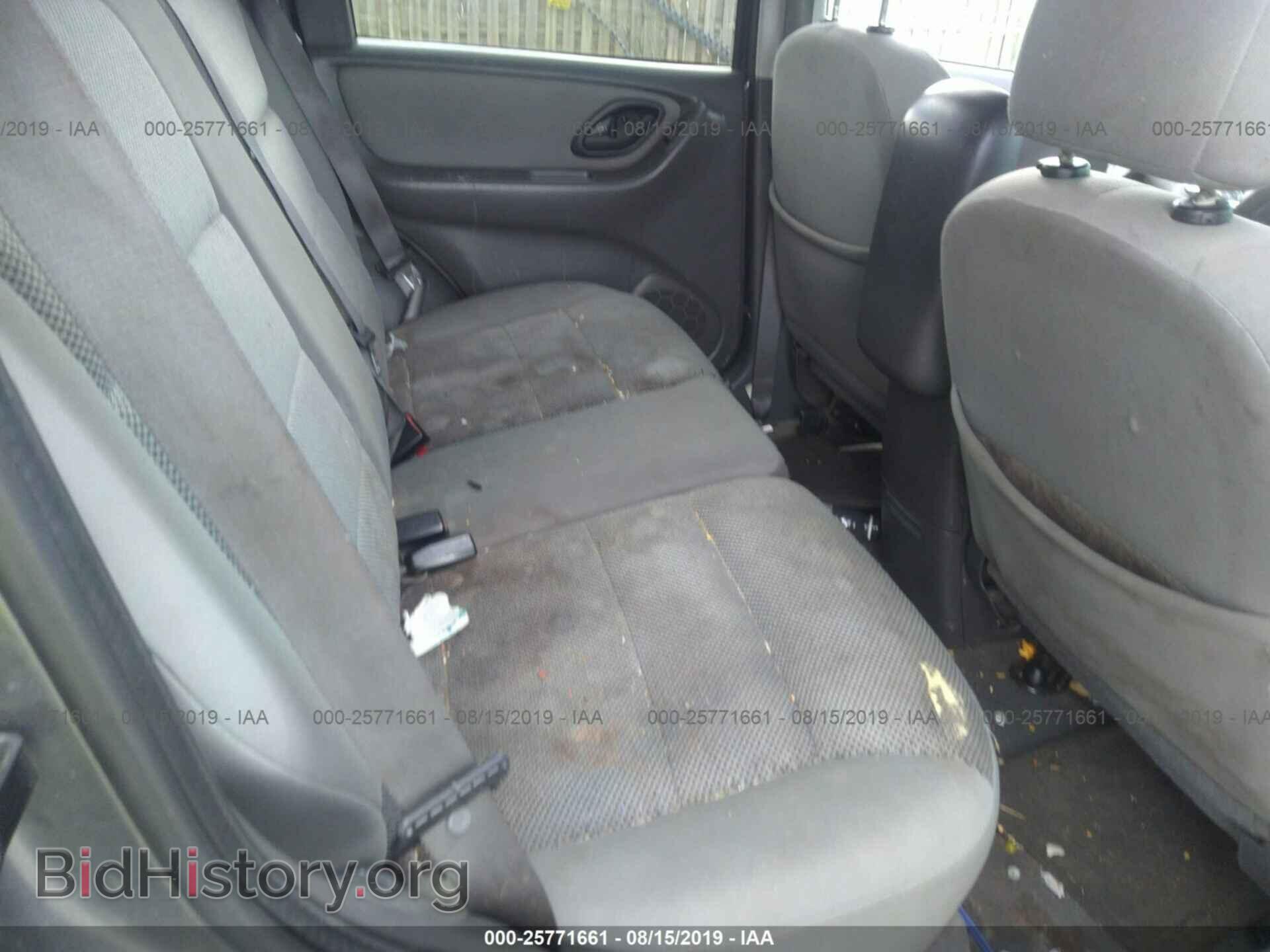 2005 FORD ESCAPE - VIN: 1FMCU03155DA19001 - Фото 8