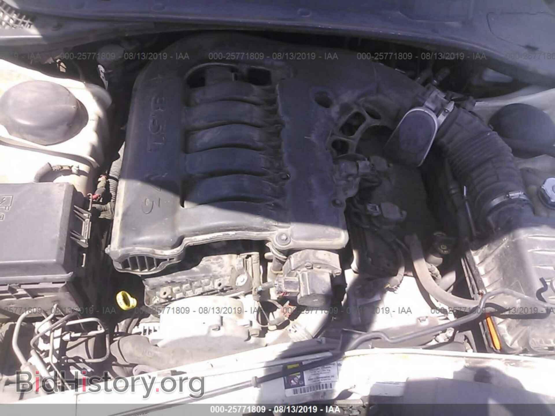 2010 DODGE CHARGER - VIN: 2B3CA9CV9AH304027 - Фото 10