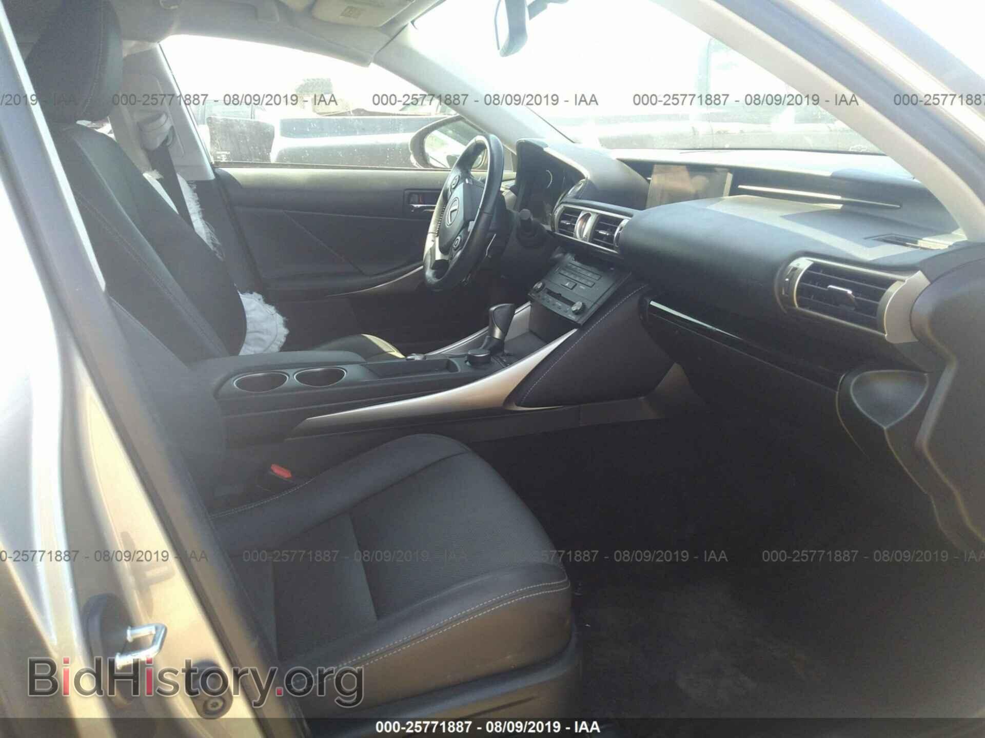 2016 LEXUS IS - VIN: JTHBA1D25G5037662 - Фото 5