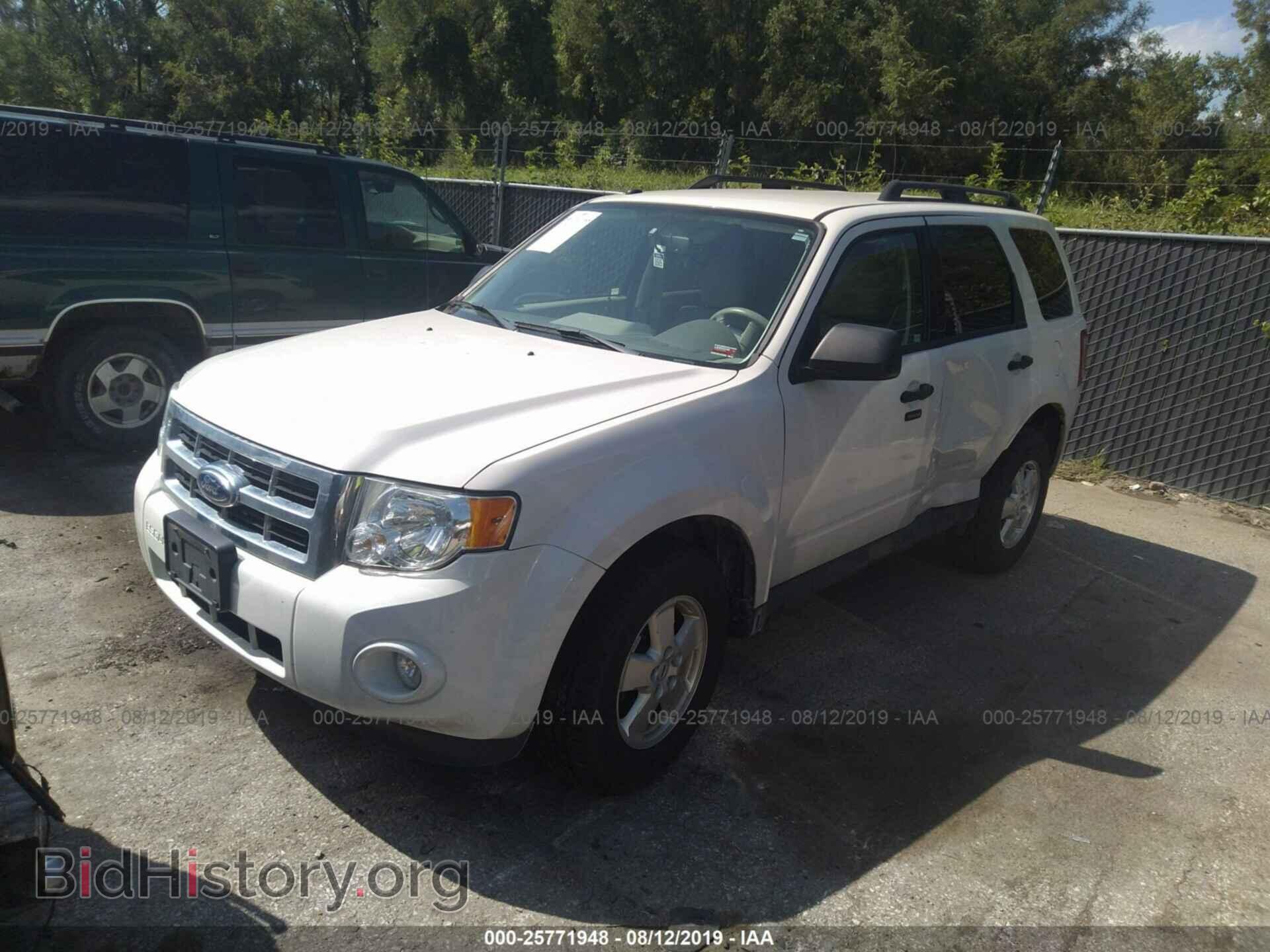 2012 FORD ESCAPE - VIN: 1FMCU0D74CKA27733 - Photo 2