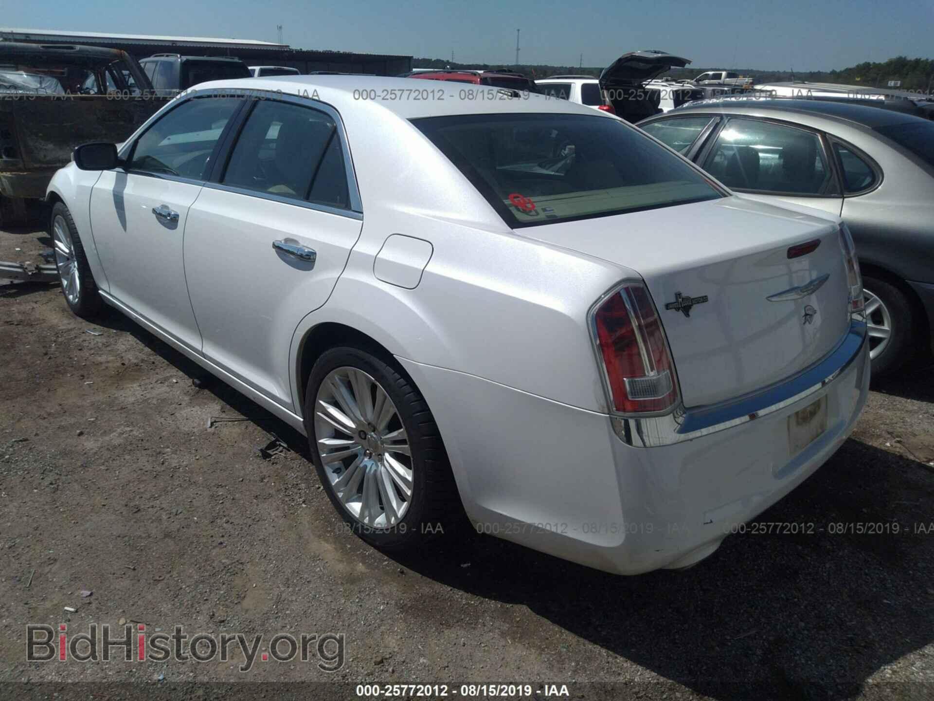 2013 CHRYSLER 300C - VIN: 2C3CCAET4DH504702 - Фото 3