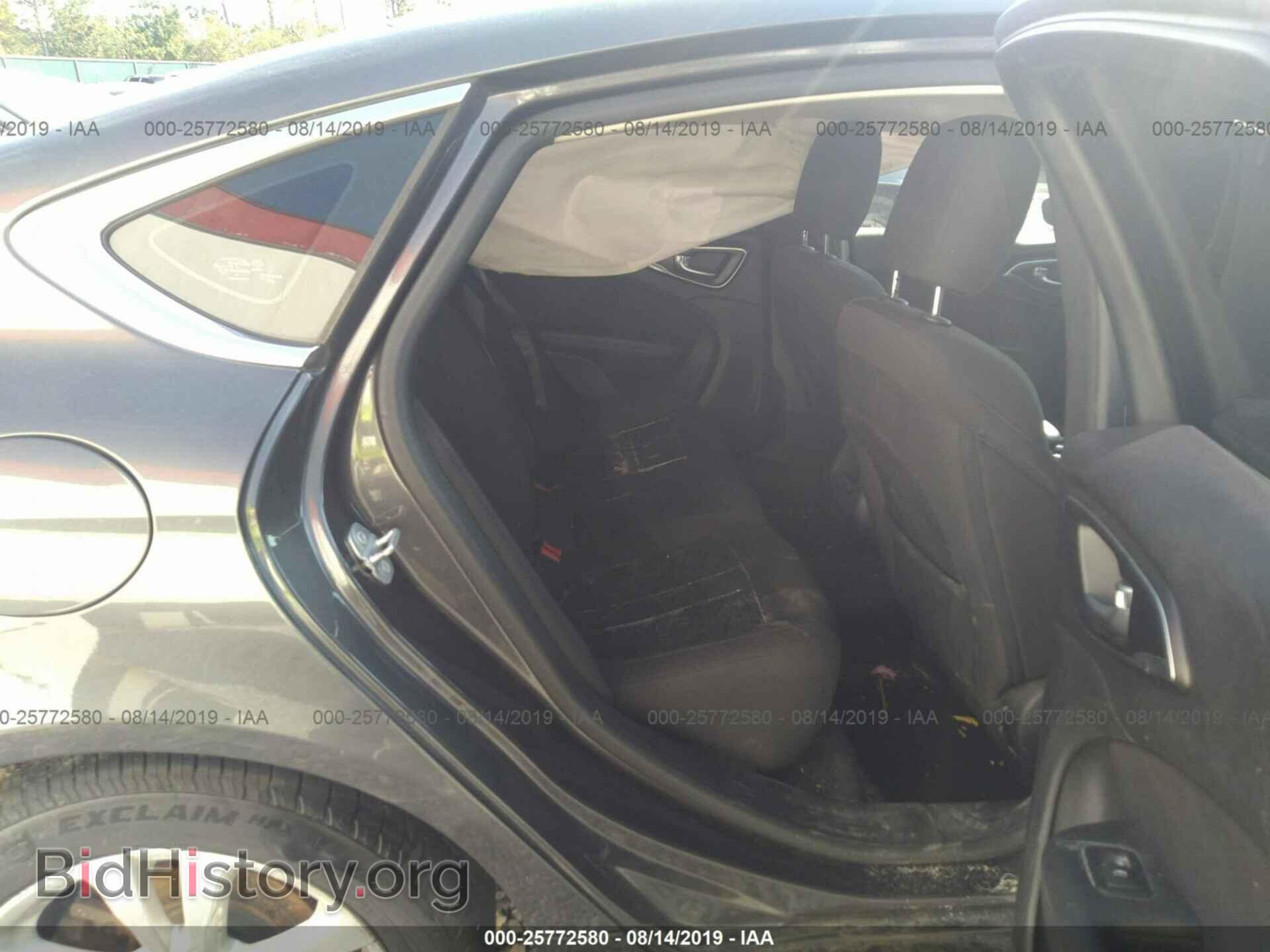 2015 CHRYSLER 200 - VIN: 1C3CCCAB8FN747965 - Photo 8