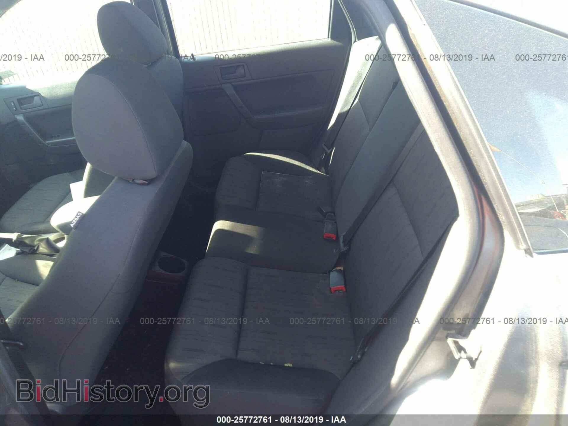 2011 FORD FOCUS - VIN: 1FAHP3FN3BW190594 - Photo 8