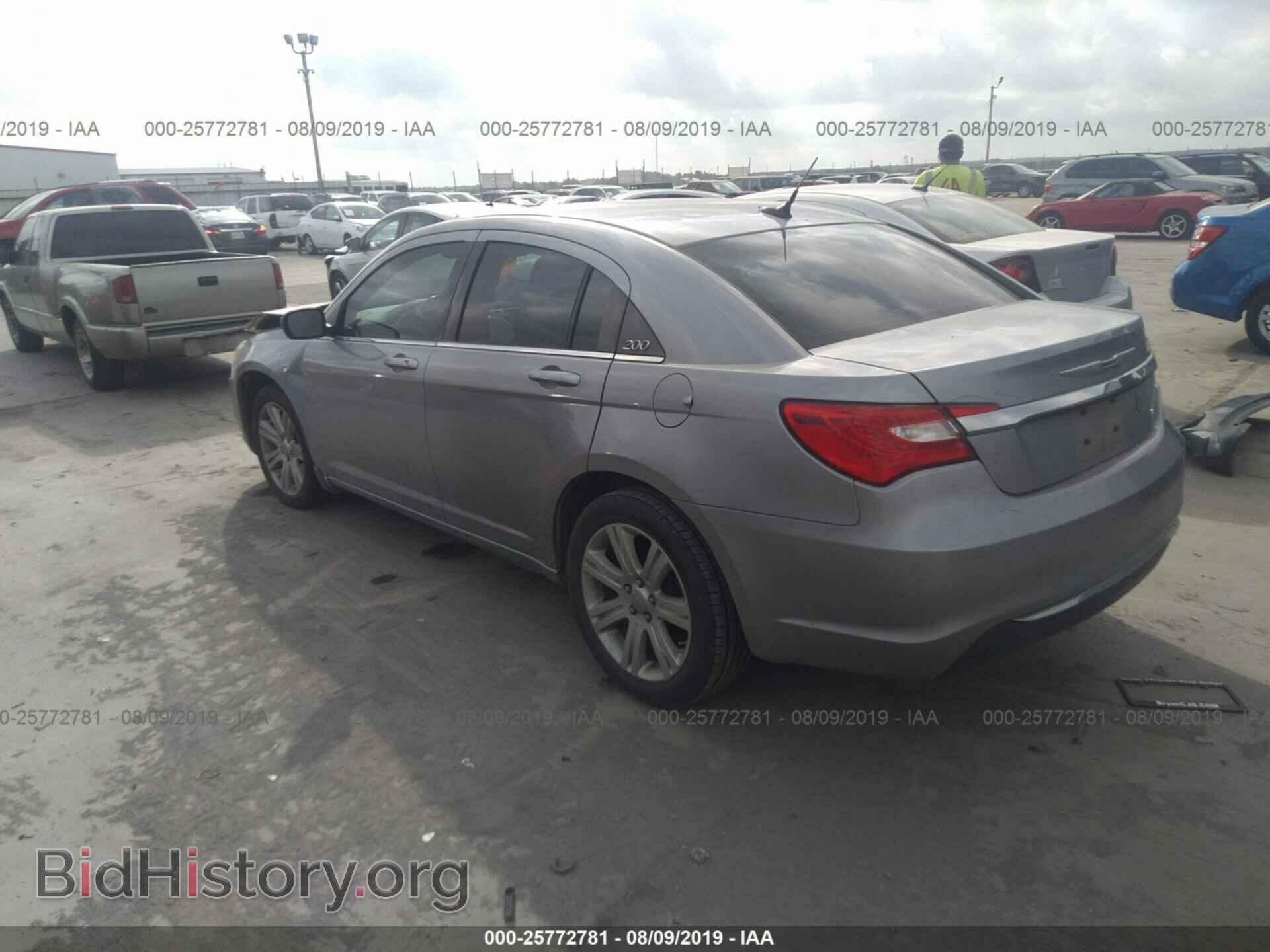 2013 CHRYSLER 200 - VIN: 1C3CCBBB9DN723972 - Photo 3