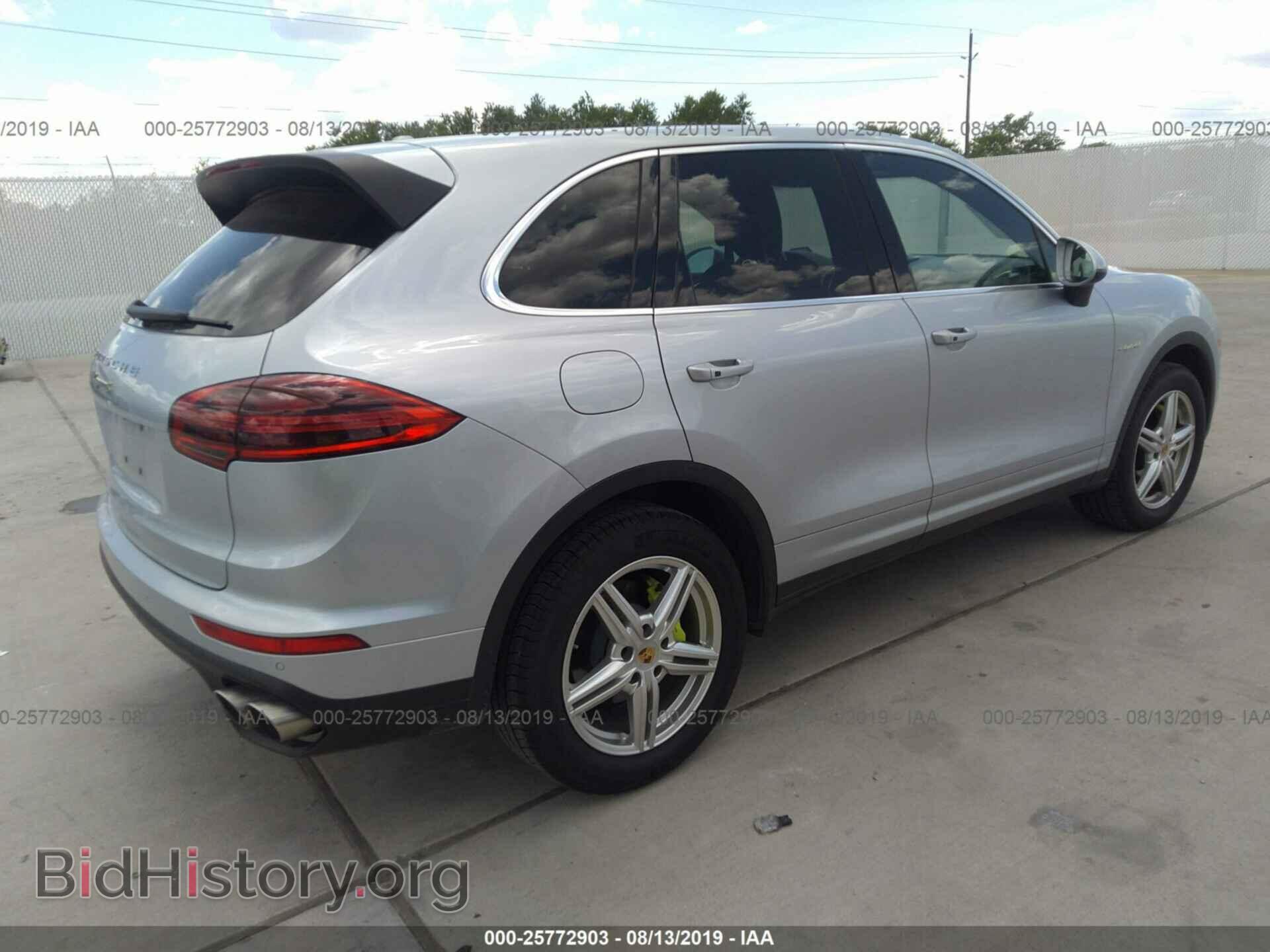 2016 PORSCHE CAYENNE - VIN: WP1AE2A2XGLA62403 - Фото 4
