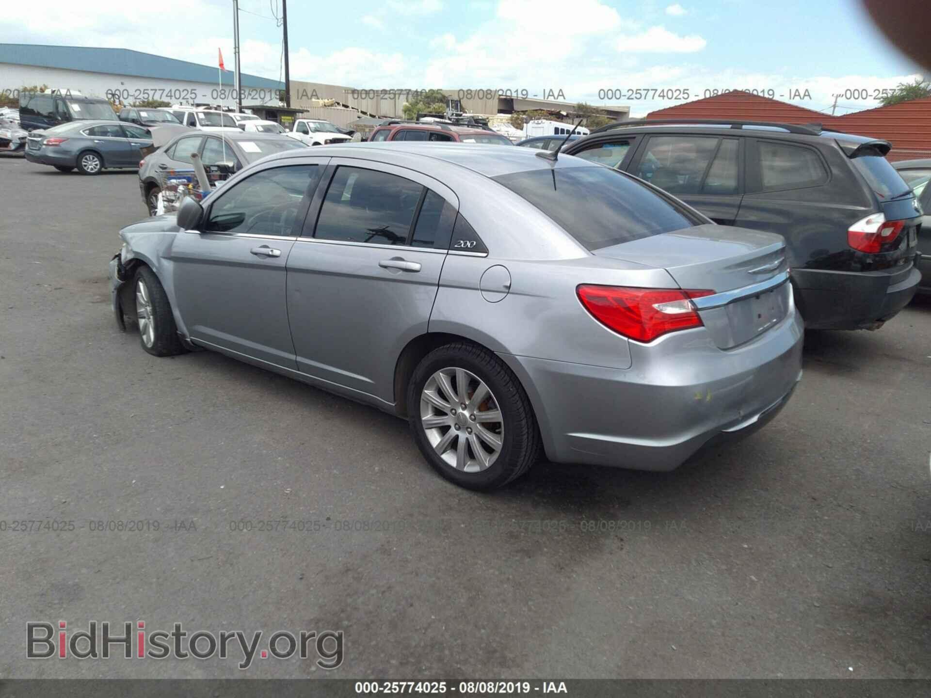2013 CHRYSLER 200 - VIN: 1C3CCBBB0DN632685 - Photo 3