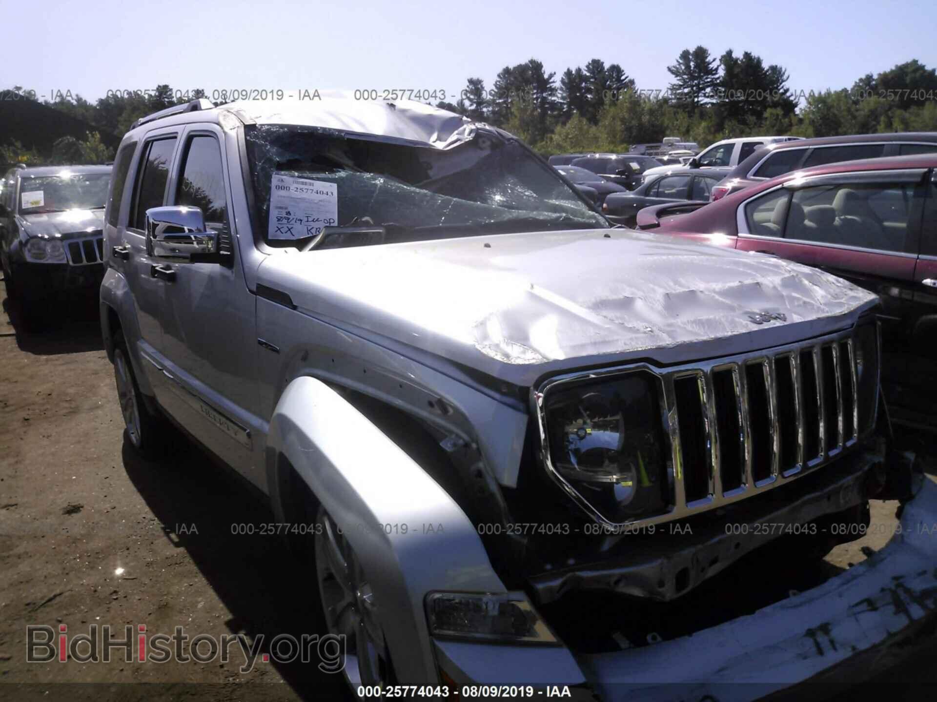 Photo 1J4PN2GK5BW587714 - JEEP LIBERTY 2011