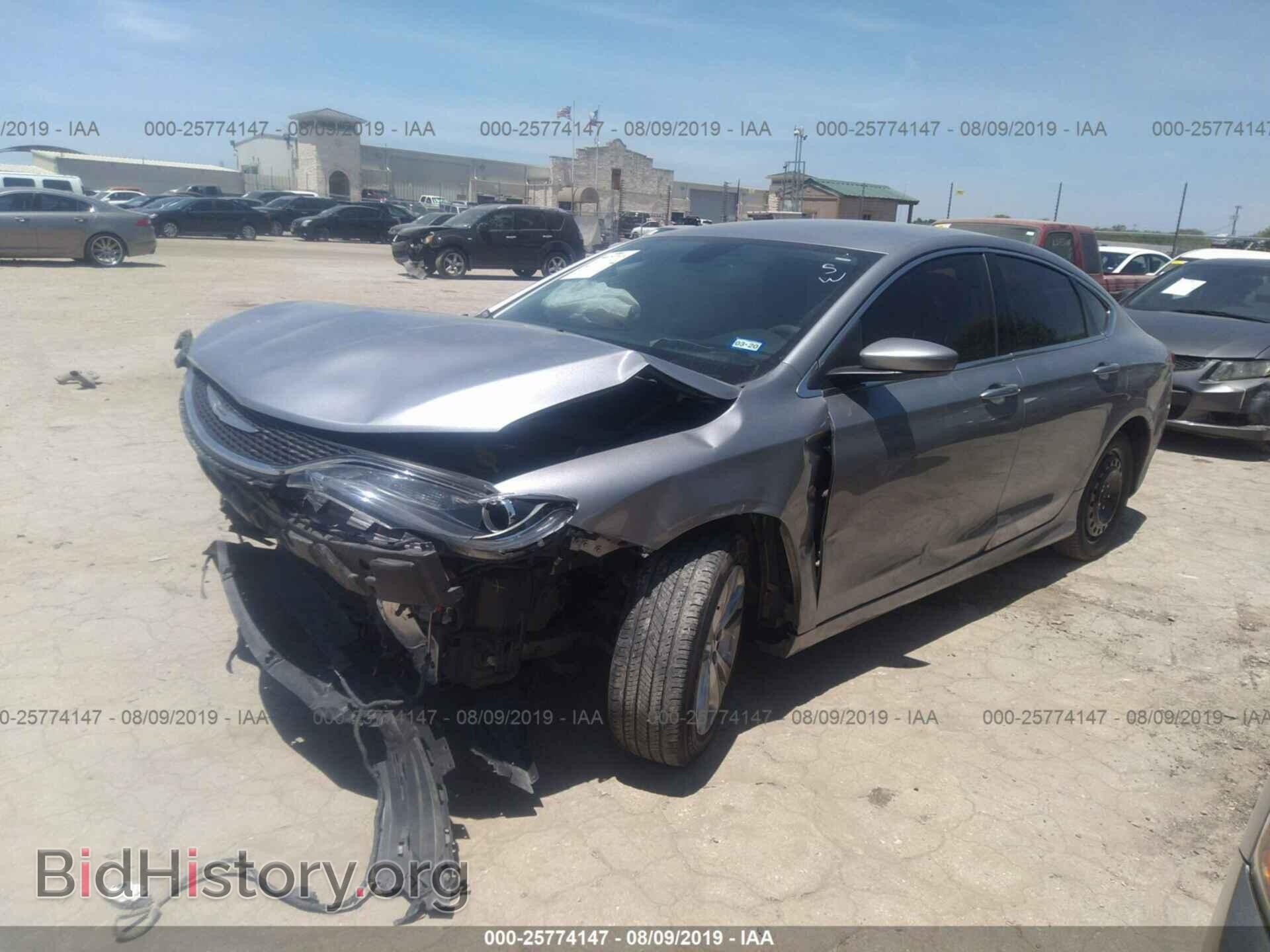 2015 CHRYSLER 200 - VIN: 1C3CCCAB0FN534167 - Фото 2