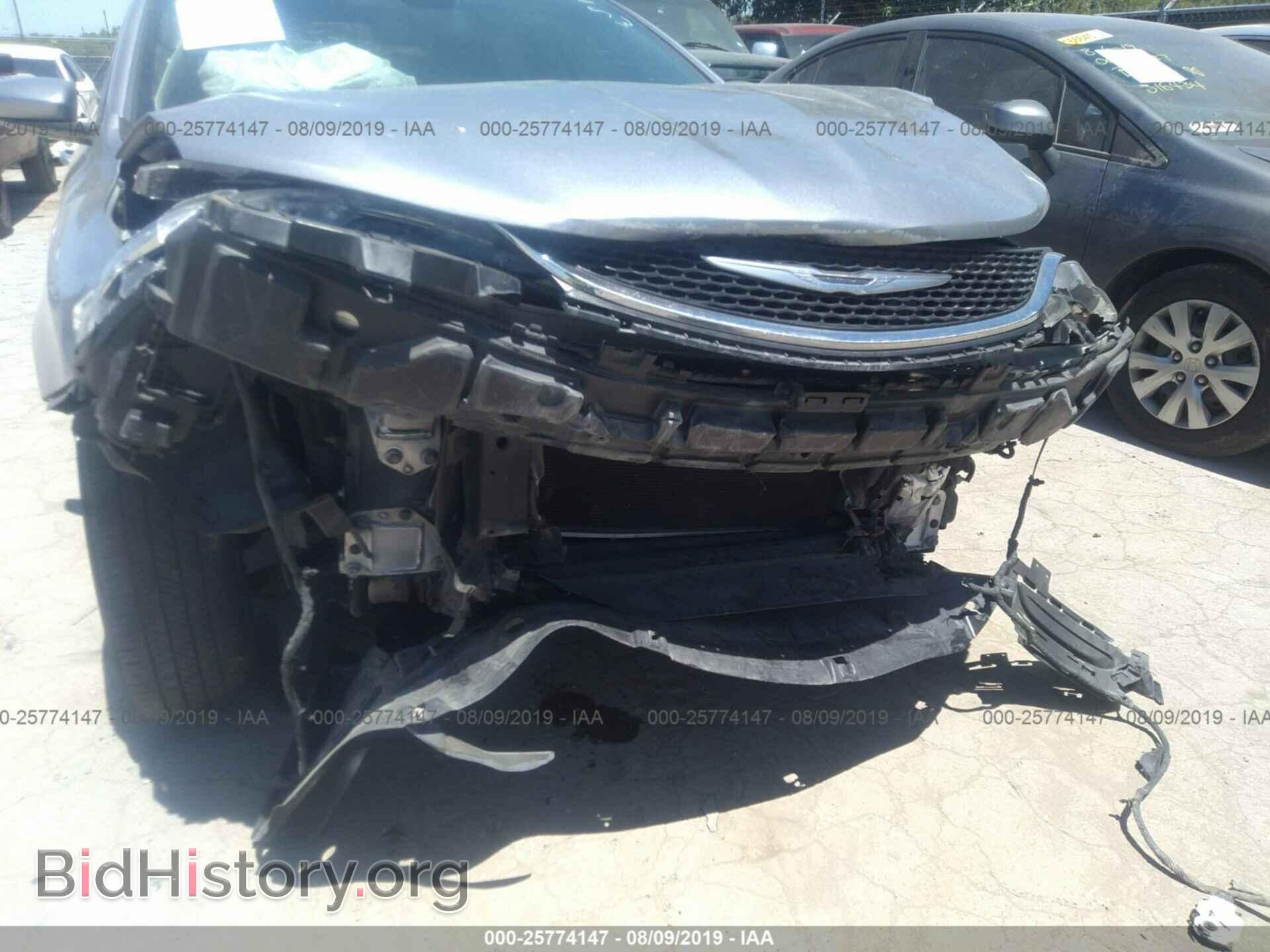 2015 CHRYSLER 200 - VIN: 1C3CCCAB0FN534167 - Фото 6