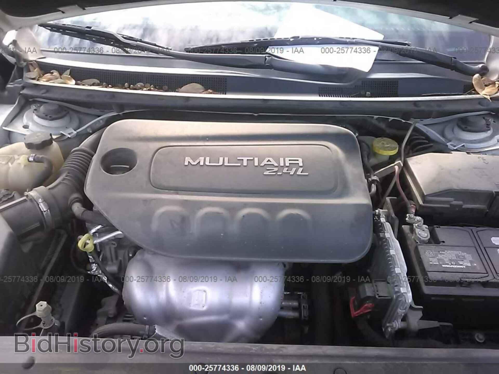 2015 CHRYSLER 200 - VIN: 1C3CCCAB2FN594130 - Photo 10