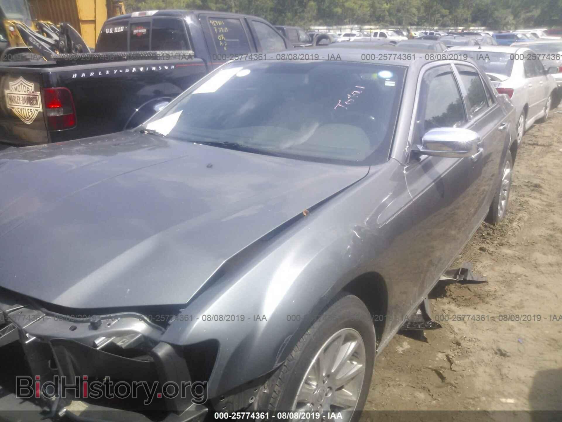 2012 CHRYSLER 300 - VIN: 2C3CCACG0CH224358 - Фото 2