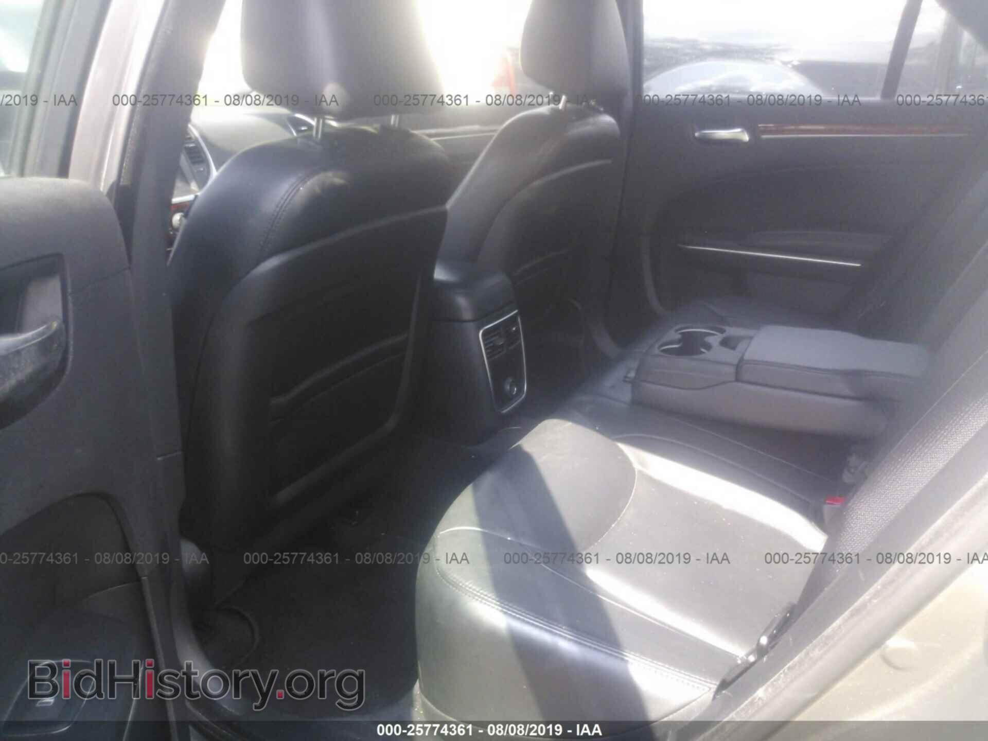 2012 CHRYSLER 300 - VIN: 2C3CCACG0CH224358 - Фото 8
