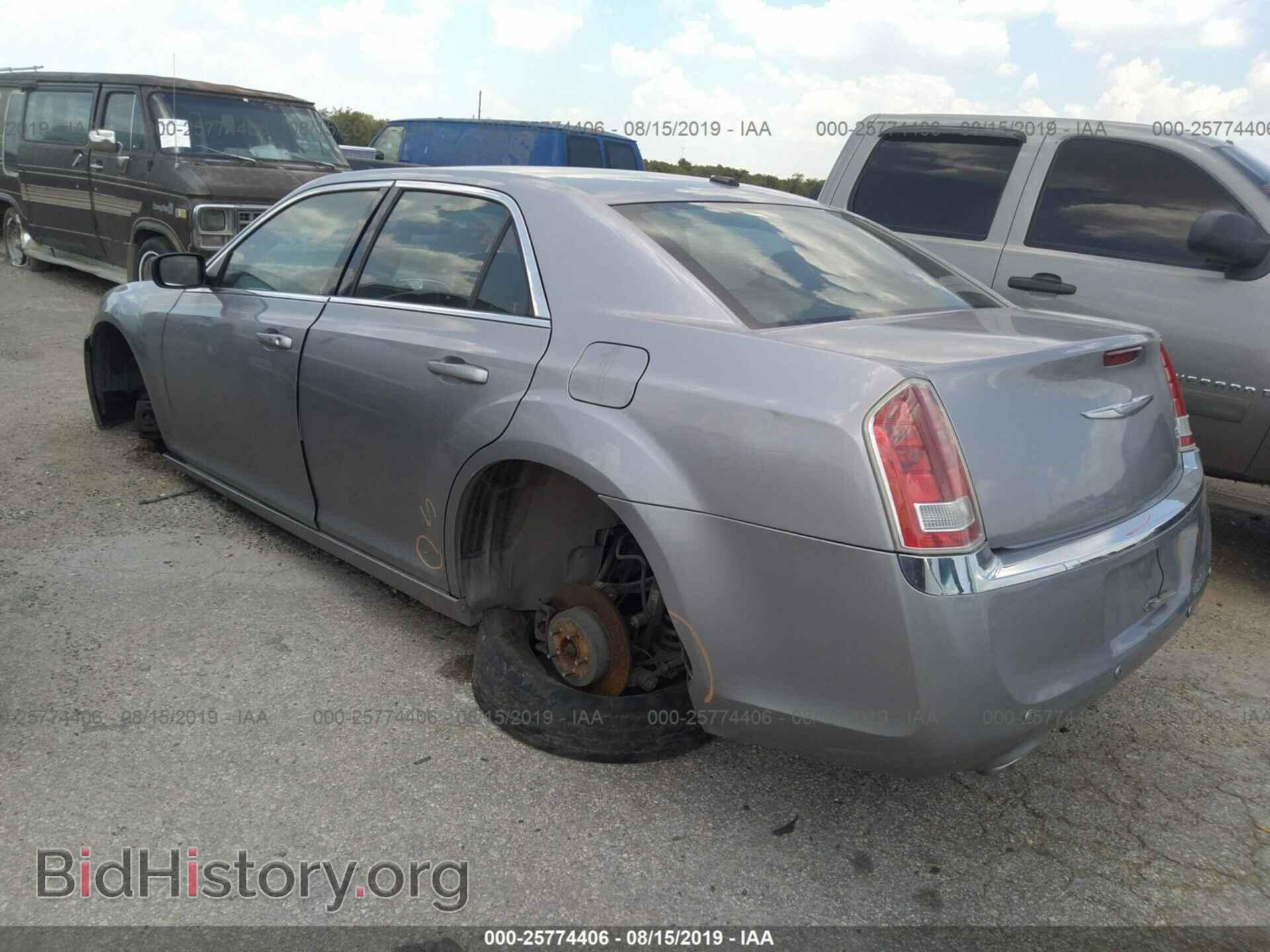 2011 CHRYSLER 300 - VIN: 2C3CA4CG9BH545868 - Photo 3