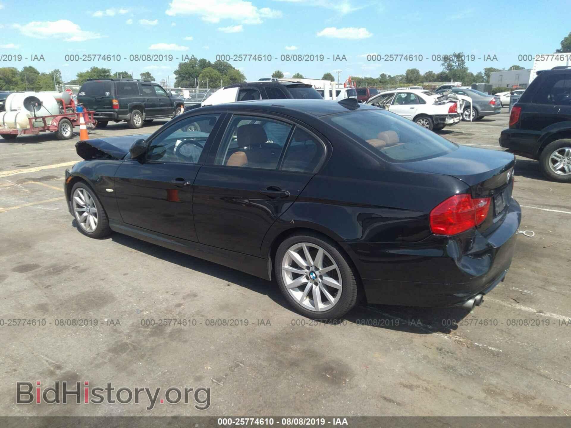 2011 BMW 328 - VIN: WBAPH7C54BE673979 - Фото 3