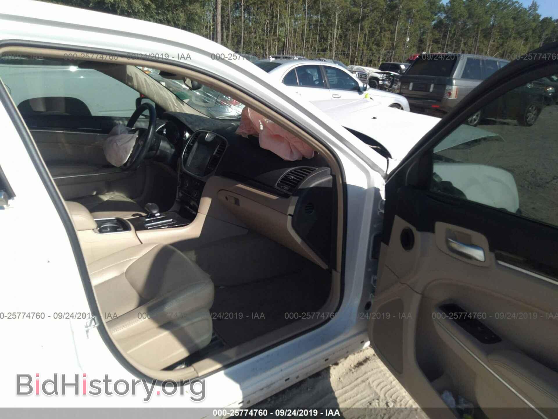 2013 CHRYSLER 300 - VIN: 2C3CCAAG4DH574547 - Photo 5