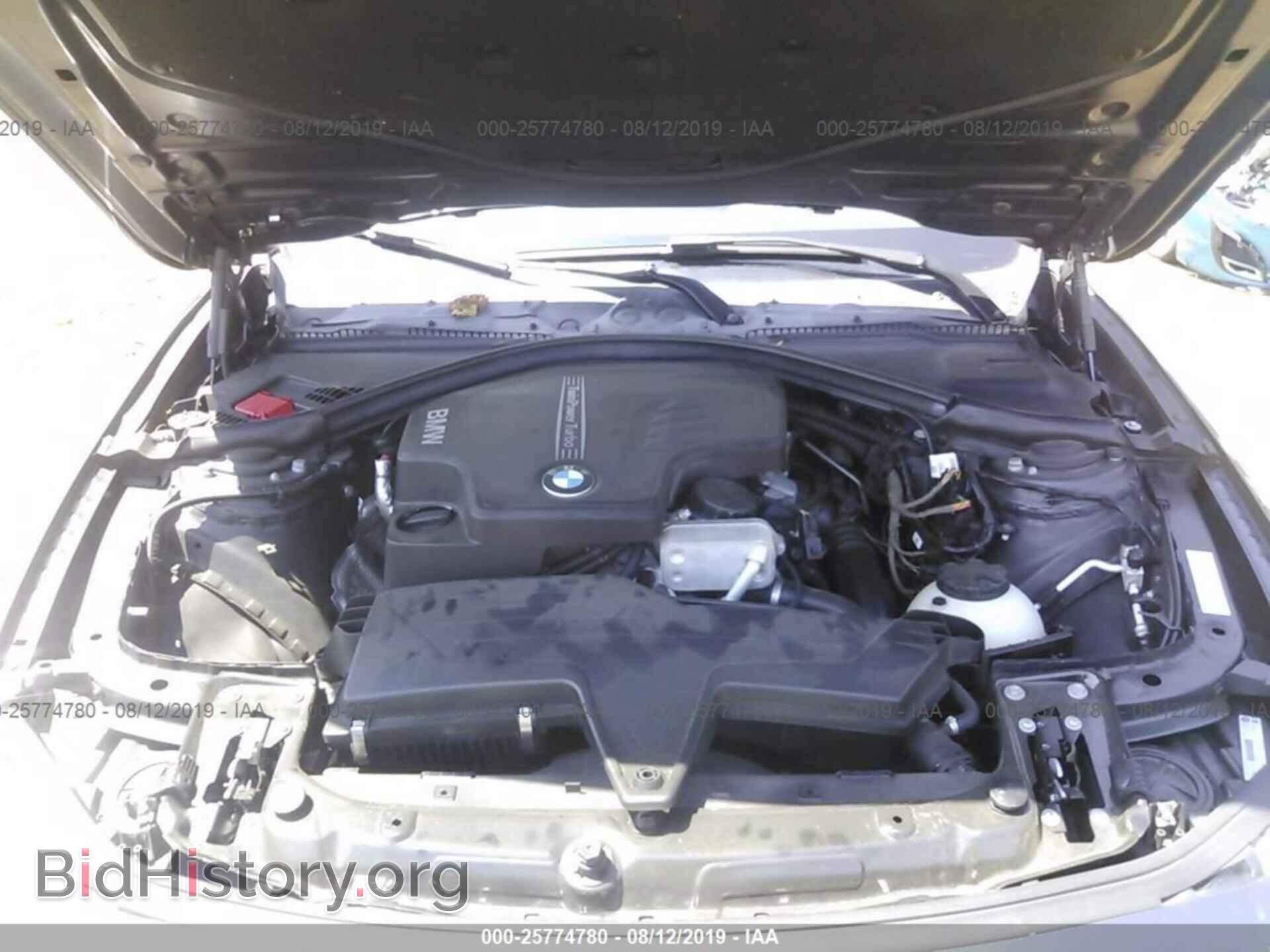 2014 BMW 320 - VIN: WBA3C3C55EF983854 - Фото 10