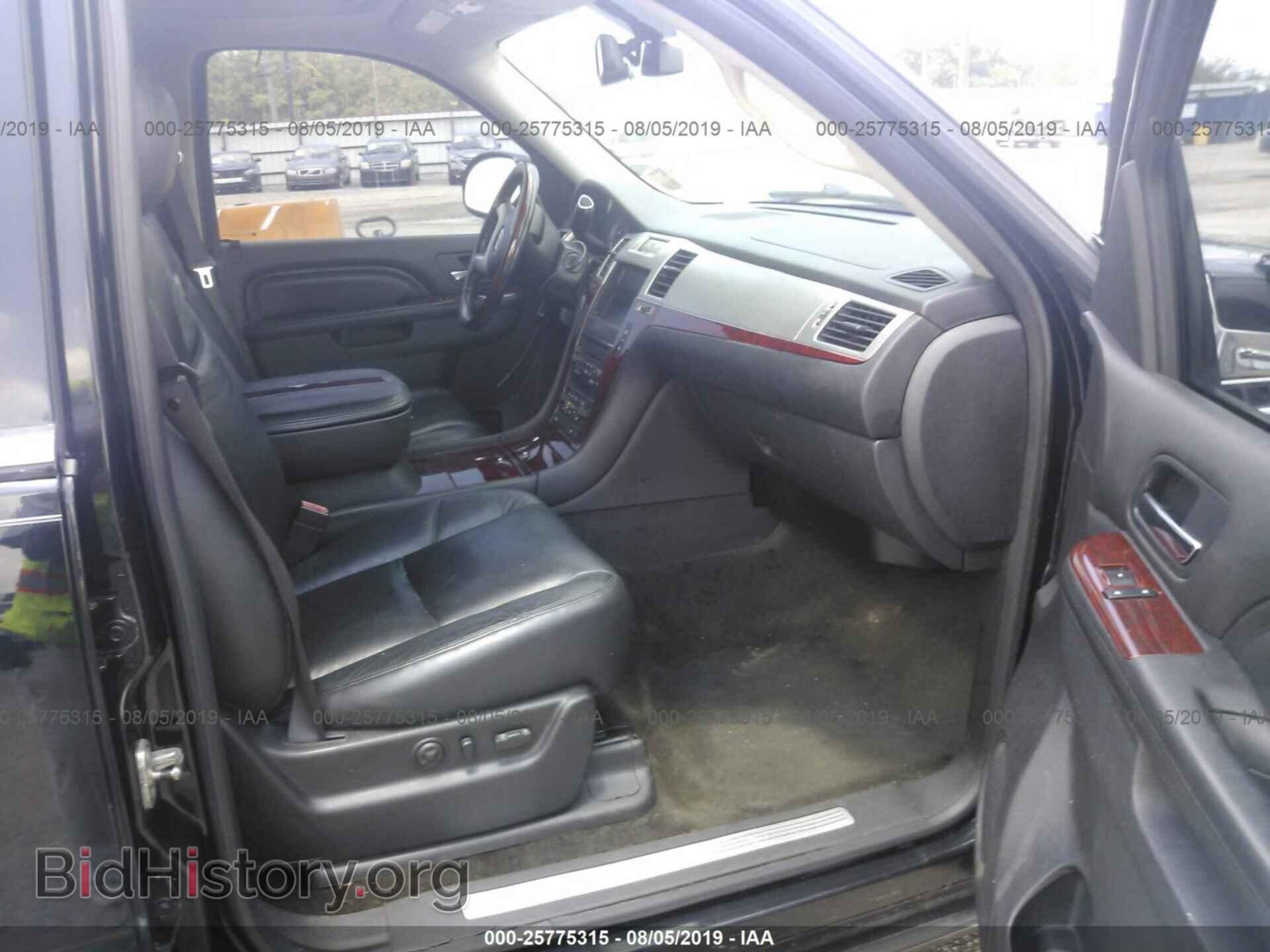 2011 CADILLAC ESCALADE - VIN: 1GYS3CEF5BR351347 - Фото 5