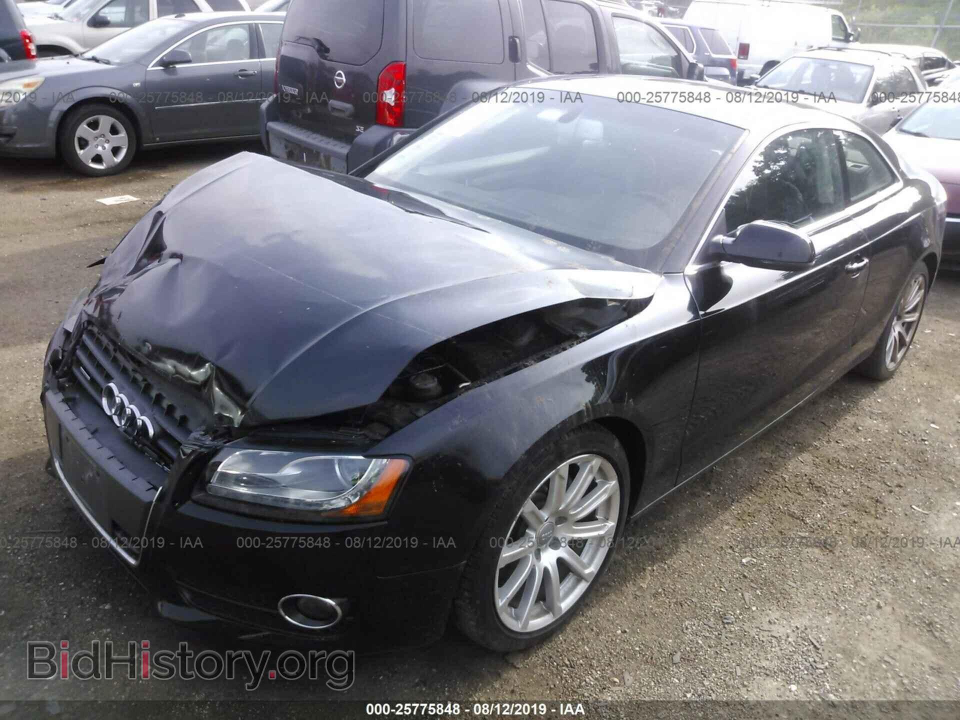 2011 AUDI A5 - VIN: WAULFAFR4BA050322 - Фото 2