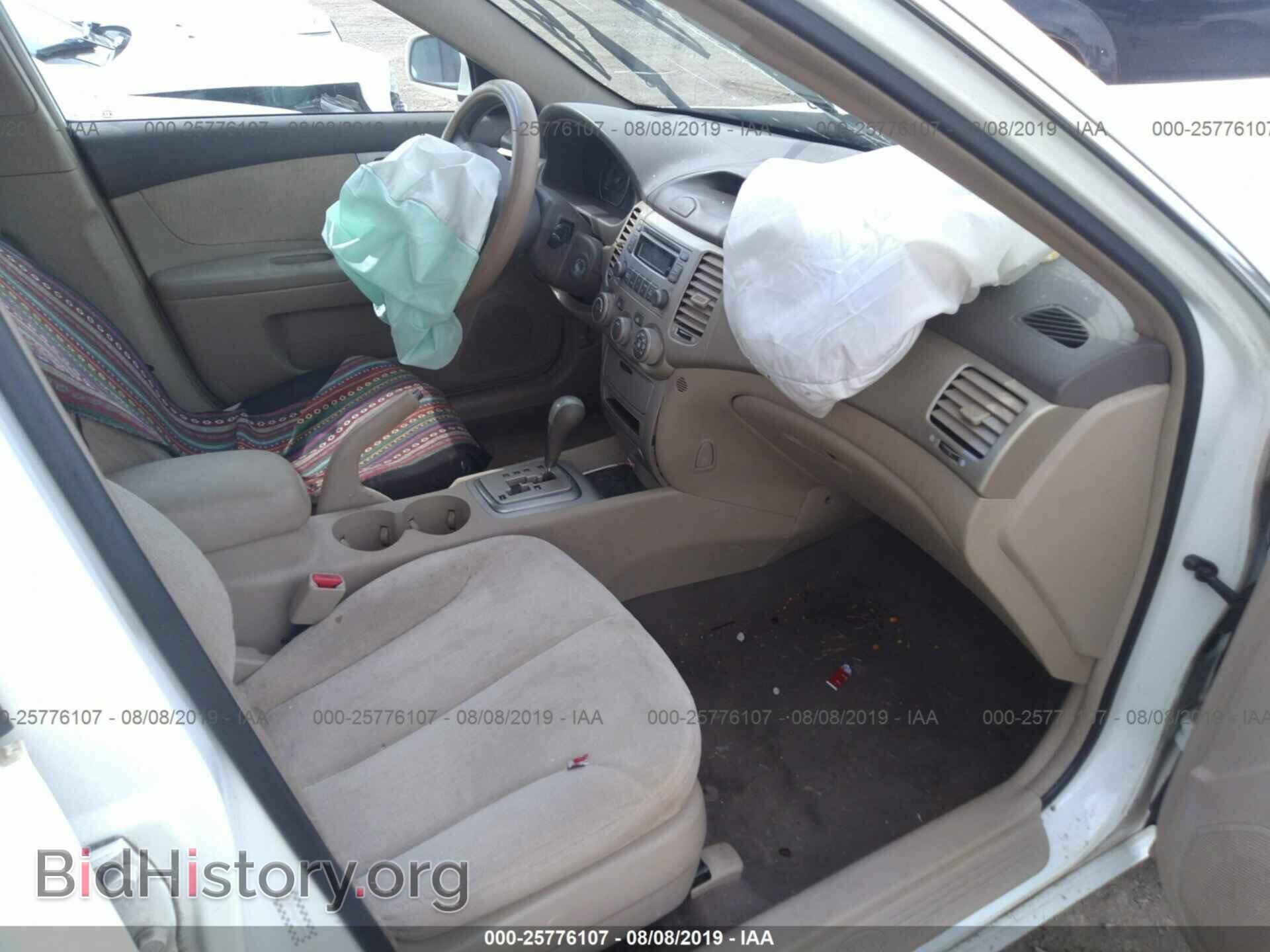 2007 KIA OPTIMA - VIN: KNAGE123775128792 - Фото 5