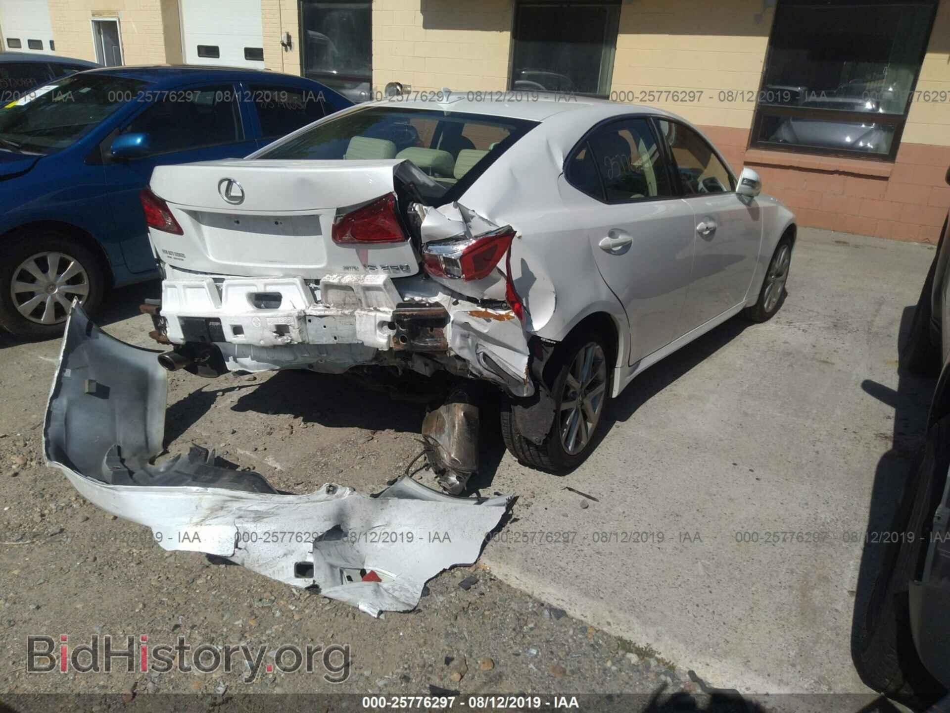 2012 LEXUS IS - VIN: JTHCF5C21C5057402 - Фото 4