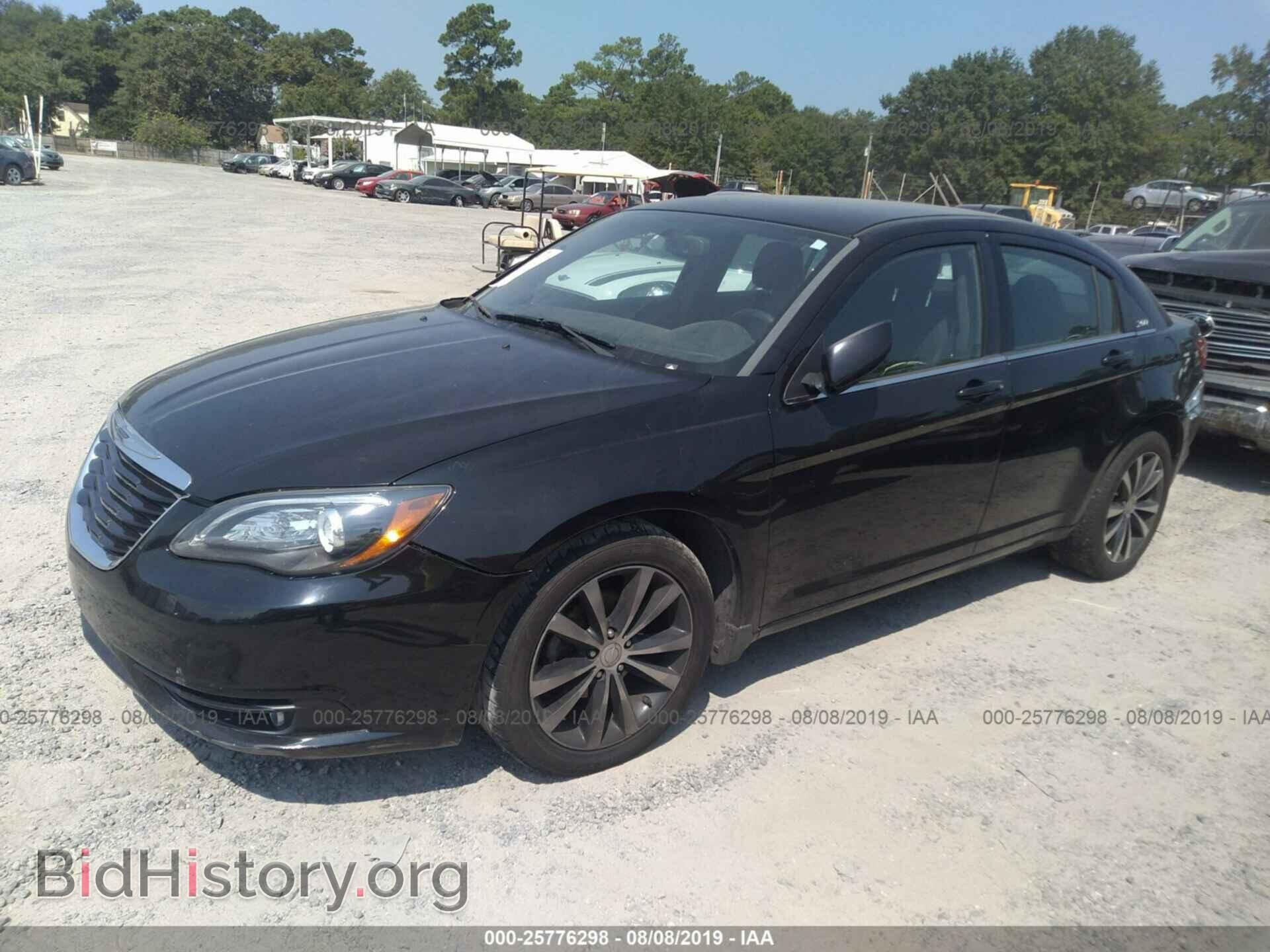 2012 CHRYSLER 200 - VIN: 1C3CCBBG2CN283183 - Фото 2