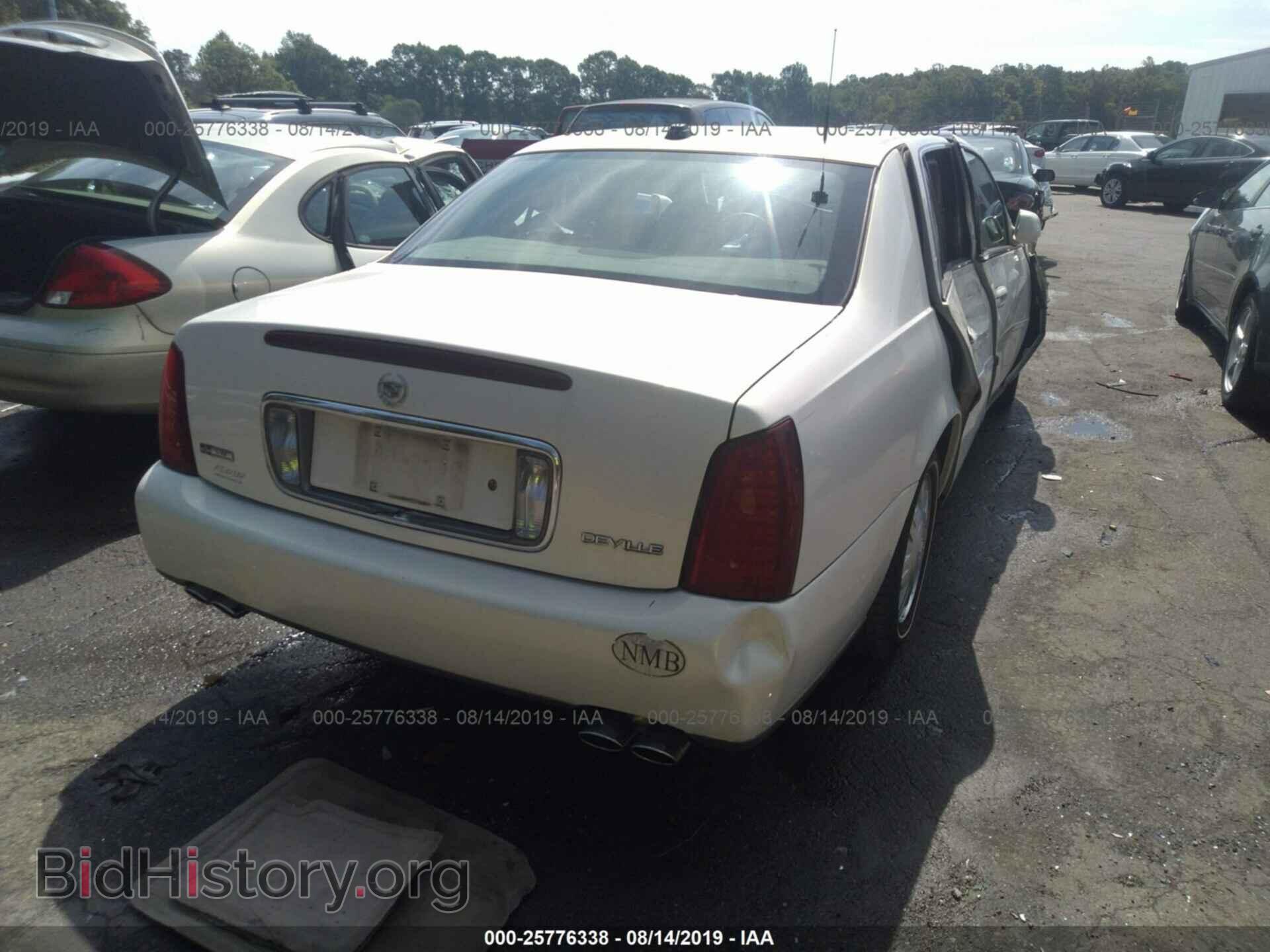 2004 CADILLAC DEVILLE - VIN: 1G6KD54Y14U244459 - Photo 4