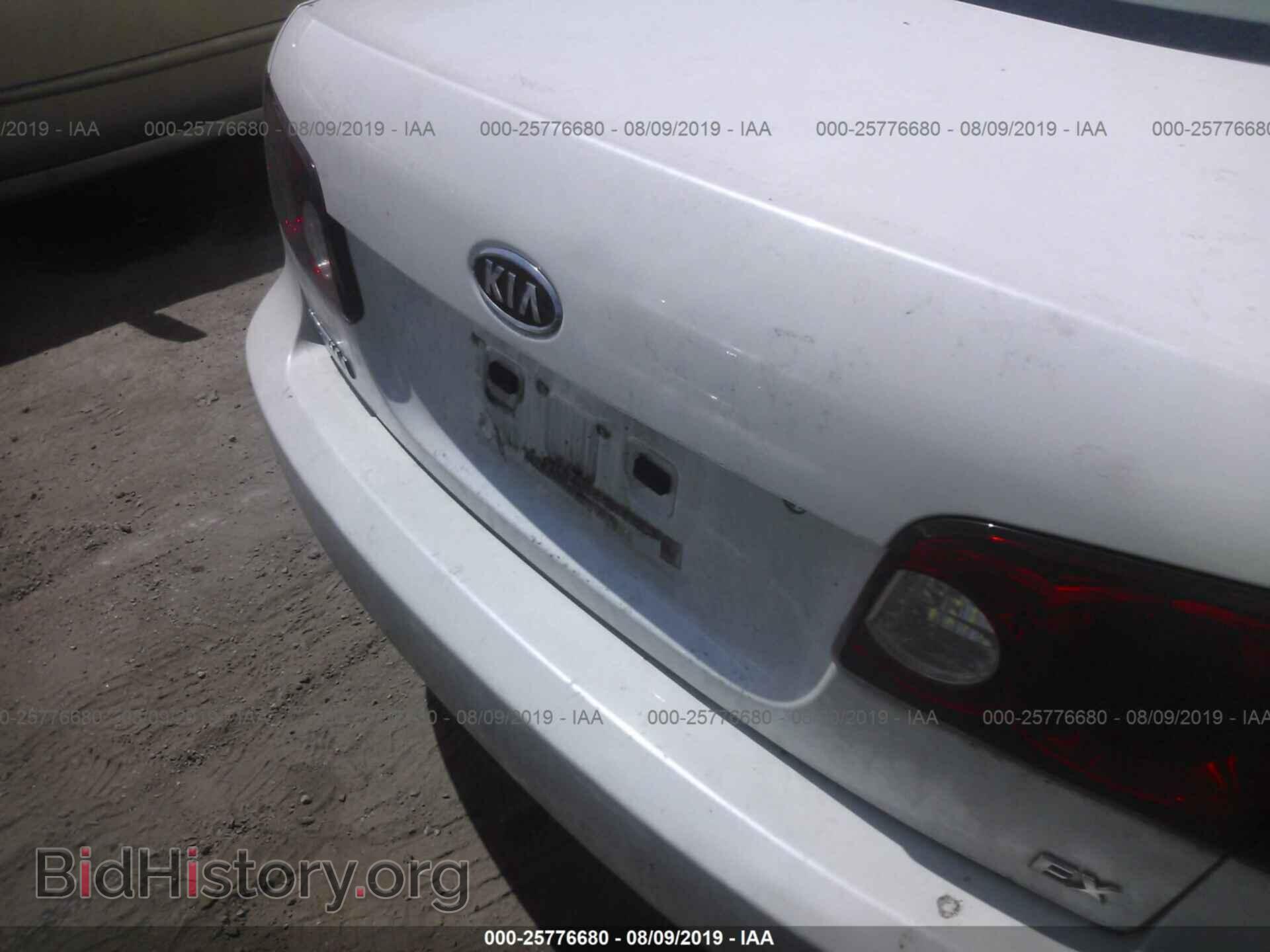 2008 KIA OPTIMA - VIN: KNAGE123785275986 - Фото 6