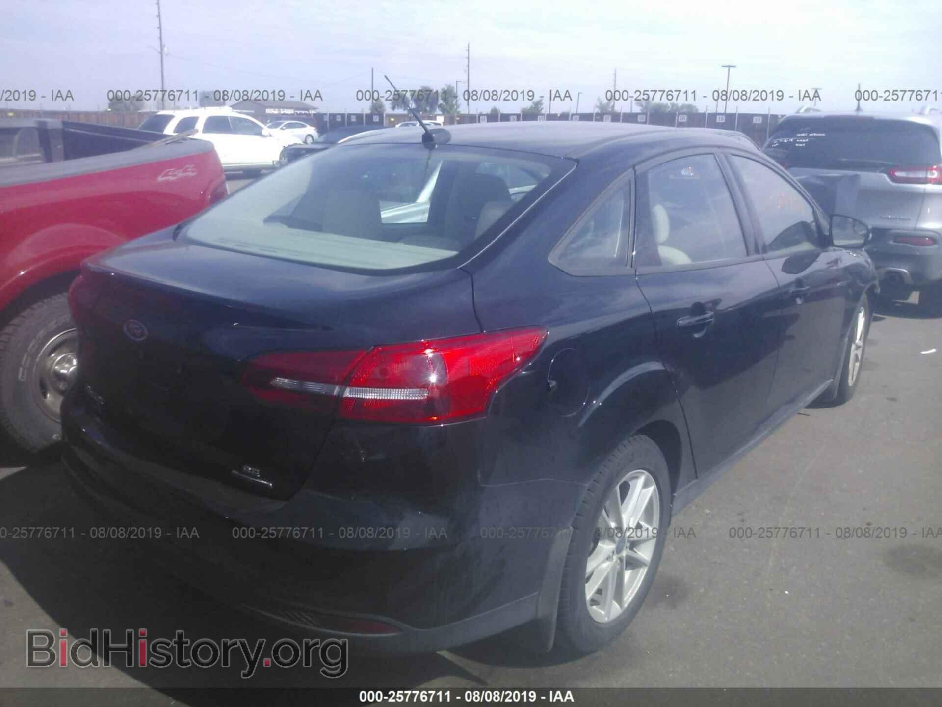 2016 FORD FOCUS - VIN: 1FADP3F2XGL281939 - Photo 4
