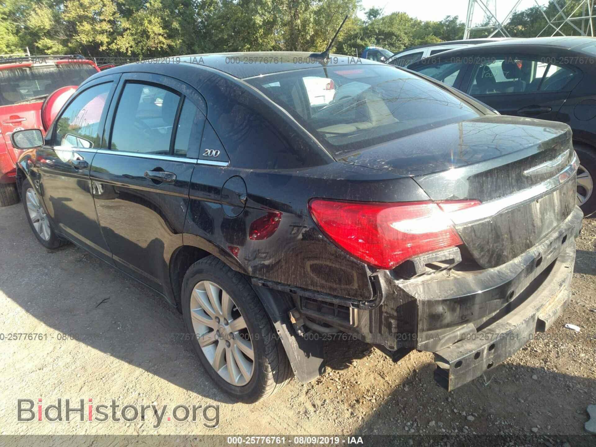 2012 CHRYSLER 200 - VIN: 1C3CCBBBXCN114436 - Фото 3