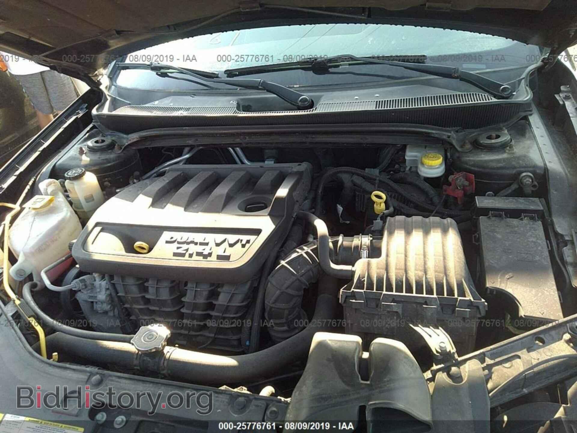 2012 CHRYSLER 200 - VIN: 1C3CCBBBXCN114436 - Фото 10