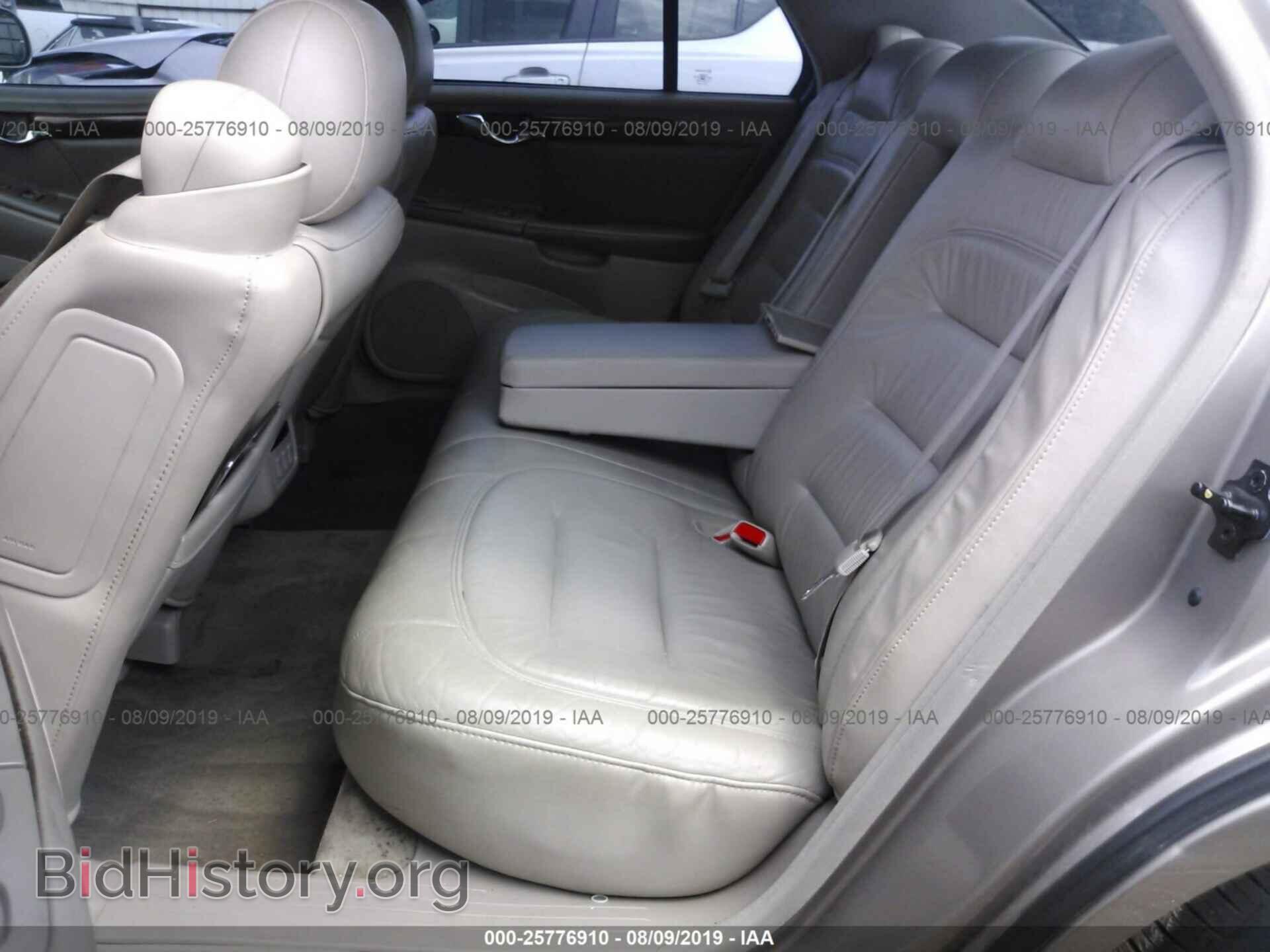 2002 CADILLAC DEVILLE - VIN: 1G6KD54Y22U220619 - Фото 8