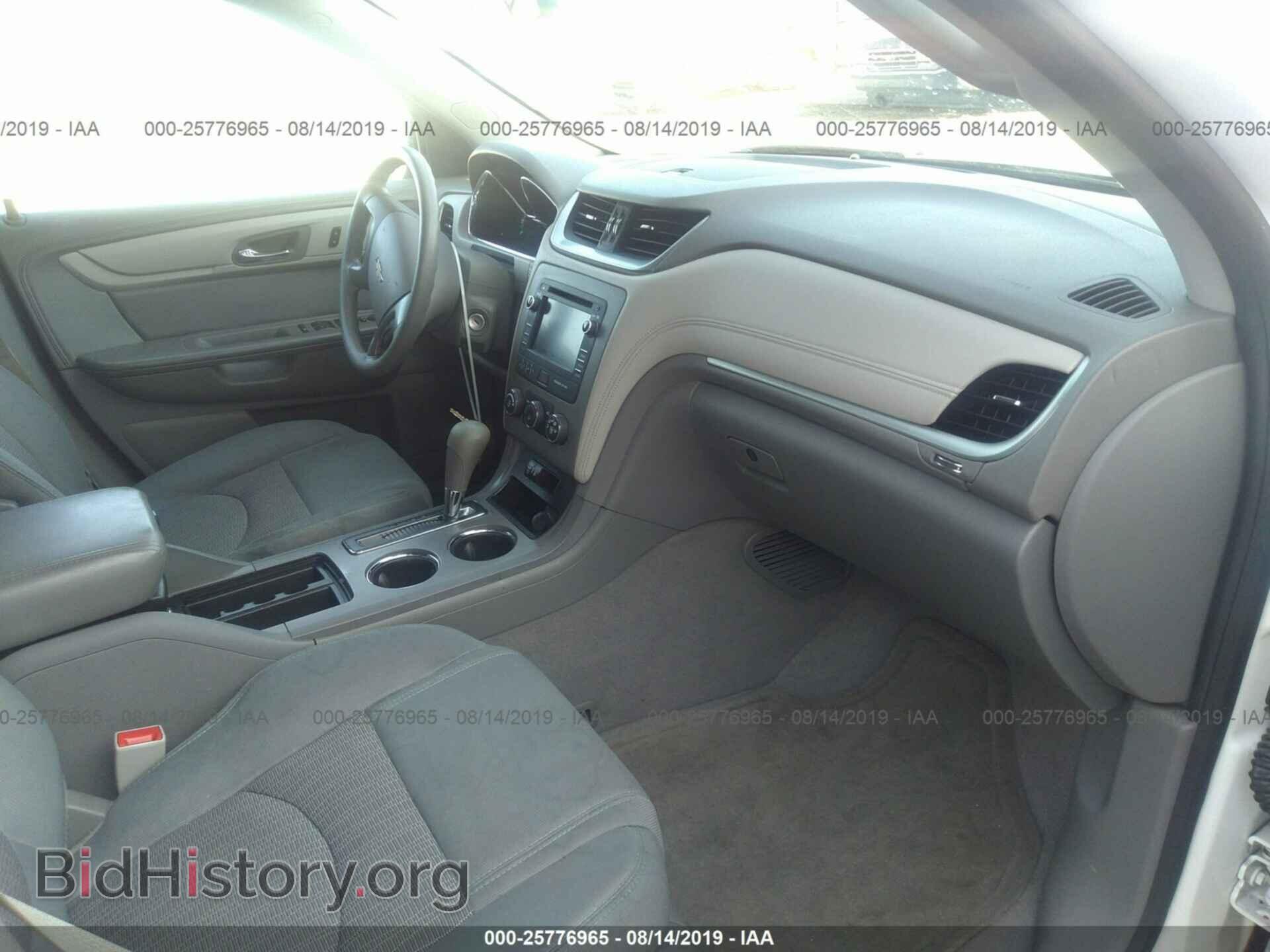 2014 CHEVROLET TRAVERSE - VIN: 1GNKRFED6EJ364610 - Фото 5